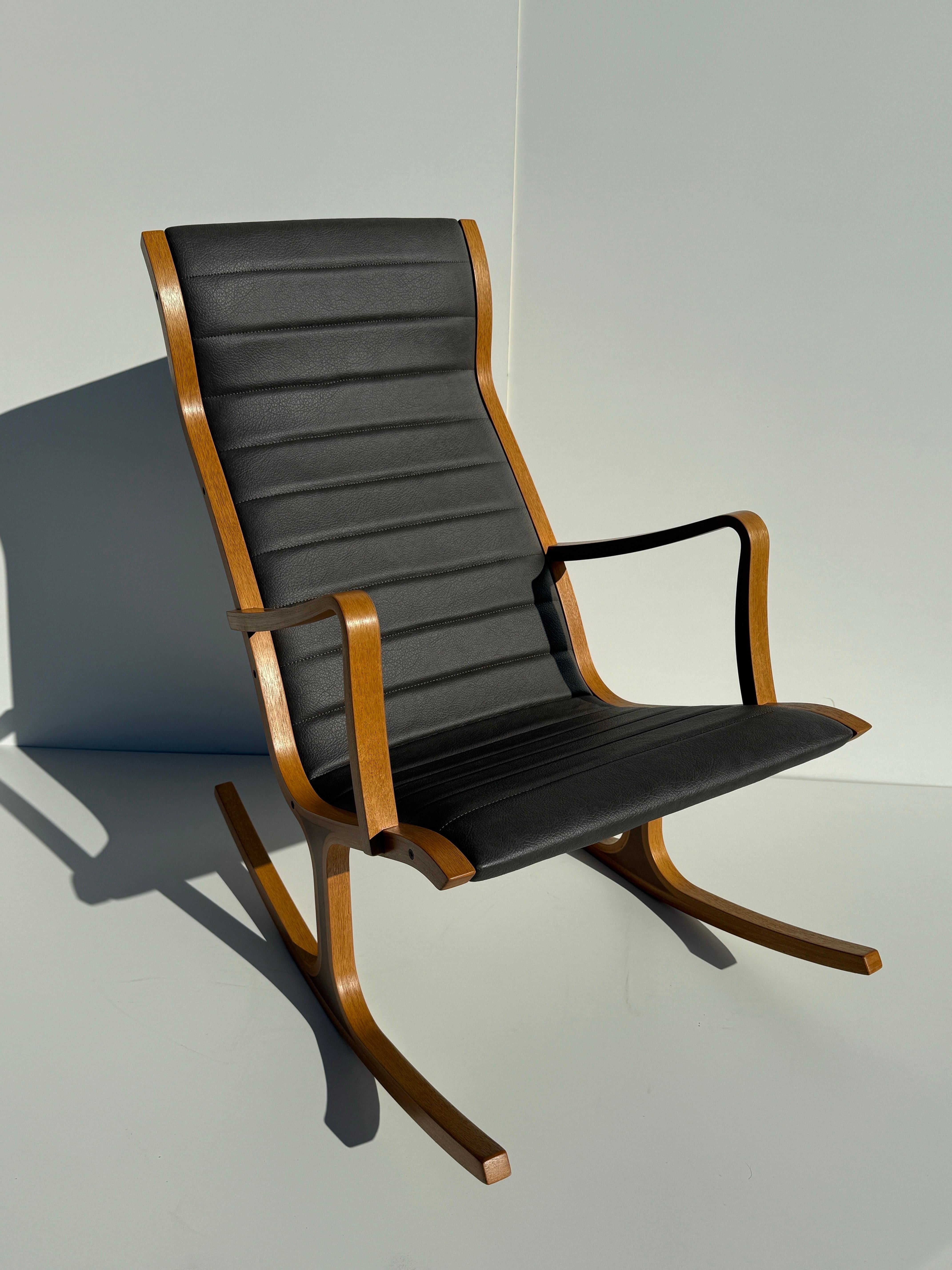 Rocking Chair by Tendo Mokko Japan For Sale 3