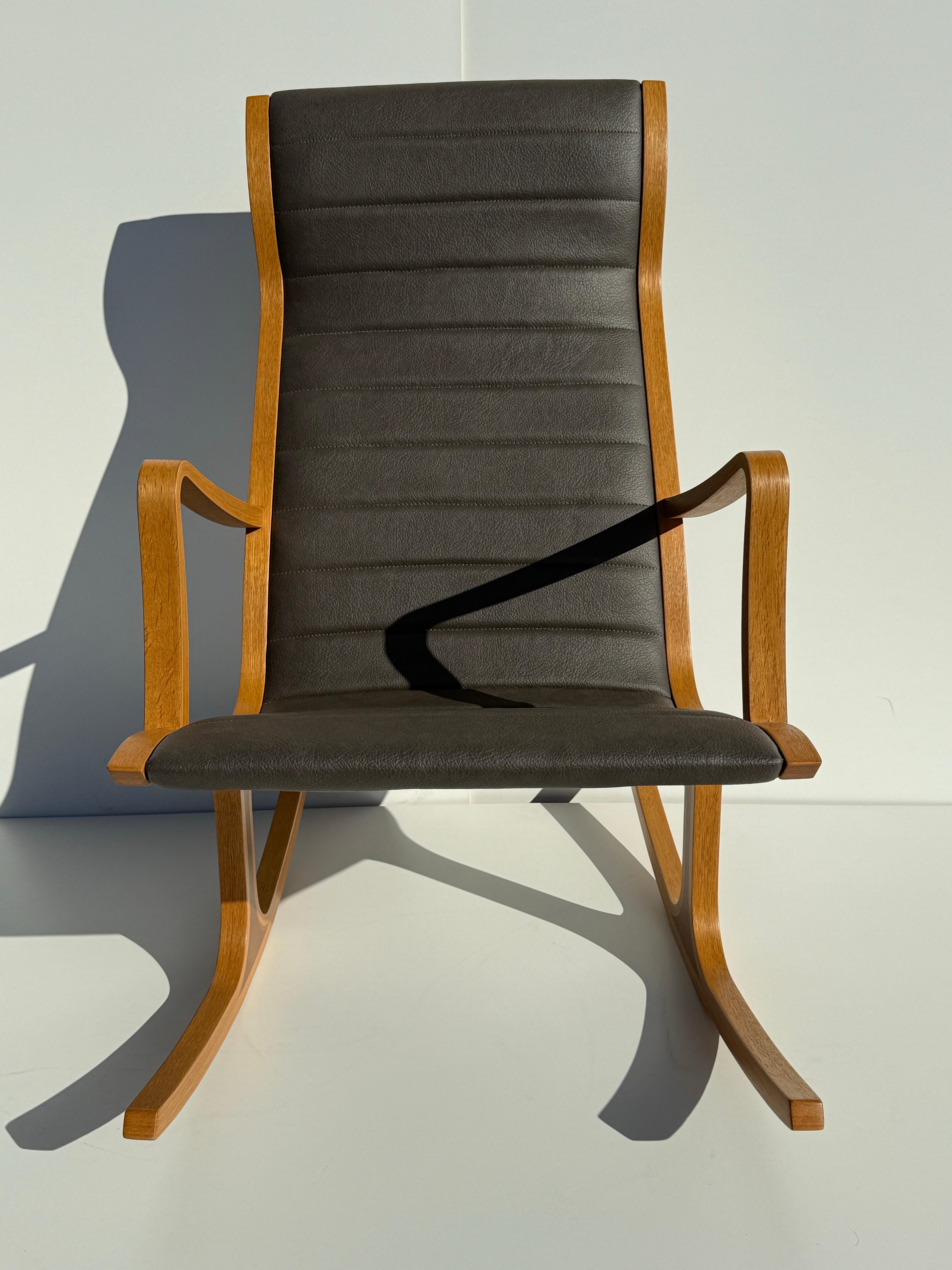 Rocking Chair by Tendo Mokko Japan For Sale 6