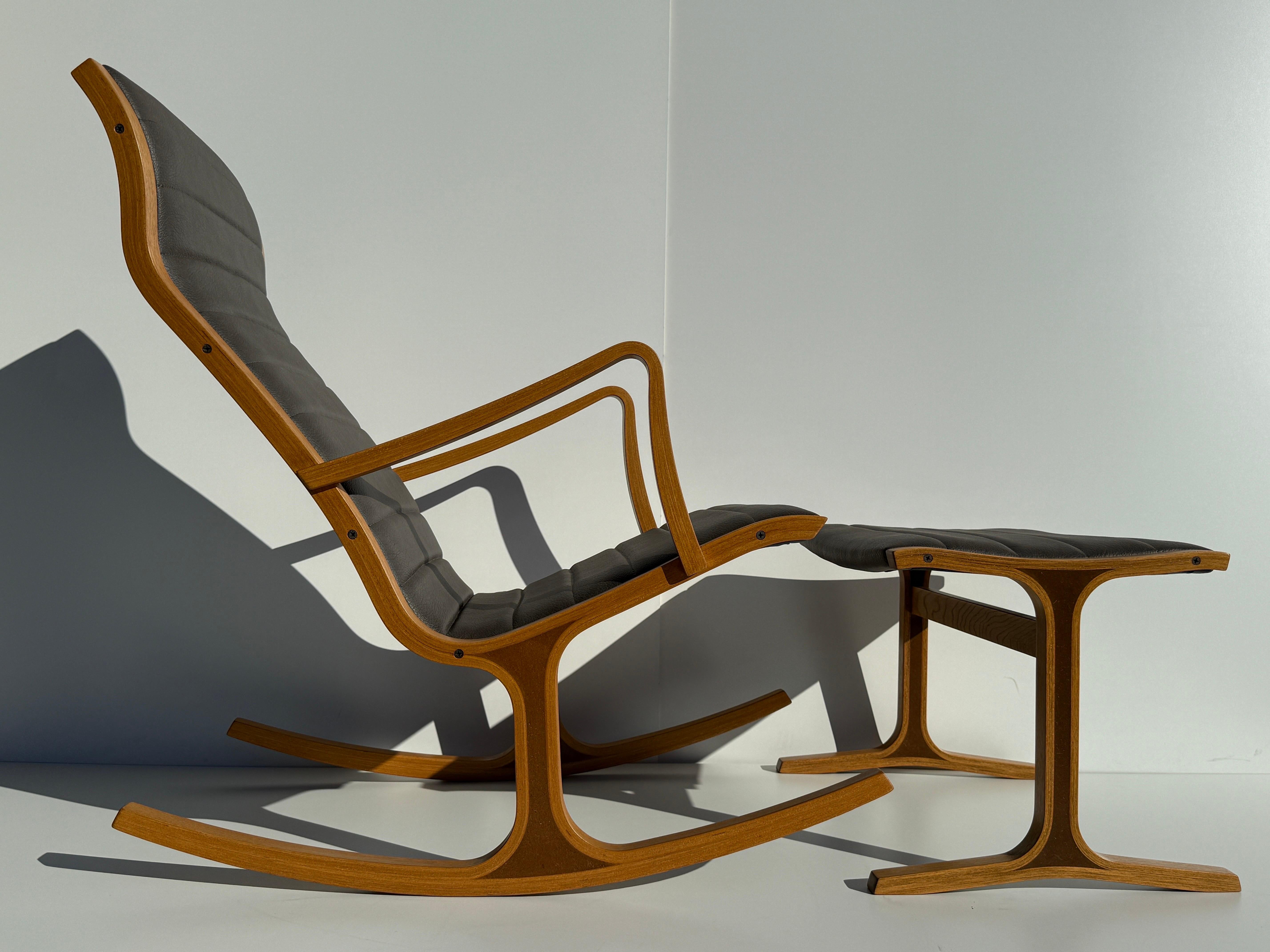 Mid-Century Modern Rocking Chair by Tendo Mokko Japan For Sale