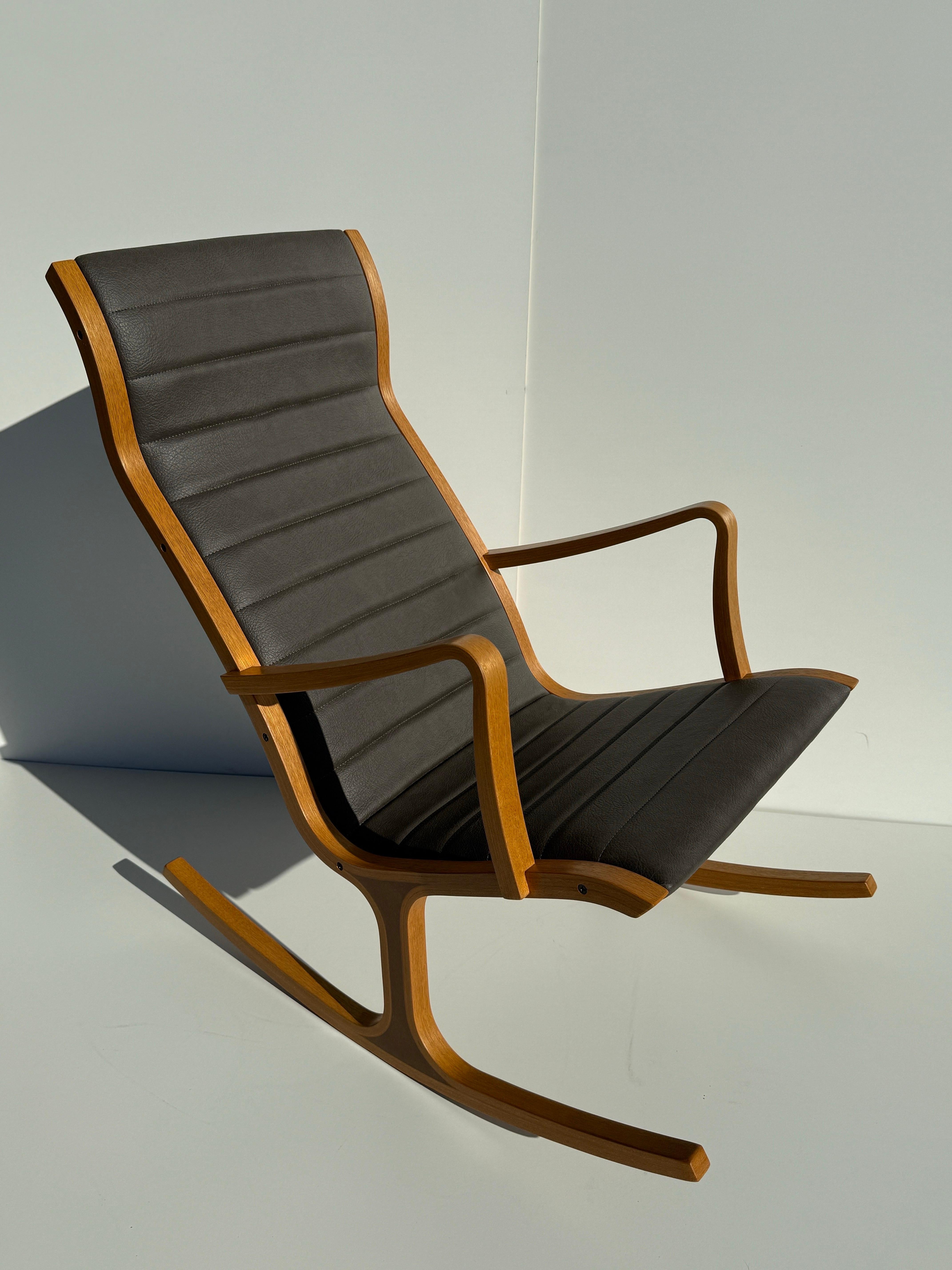Rocking Chair by Tendo Mokko Japan For Sale 1