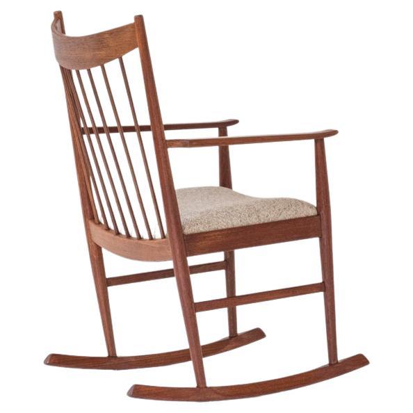 Fauteuil à bascule conçu par Arne Vodder pour Sibast, Danemark, années 1960.