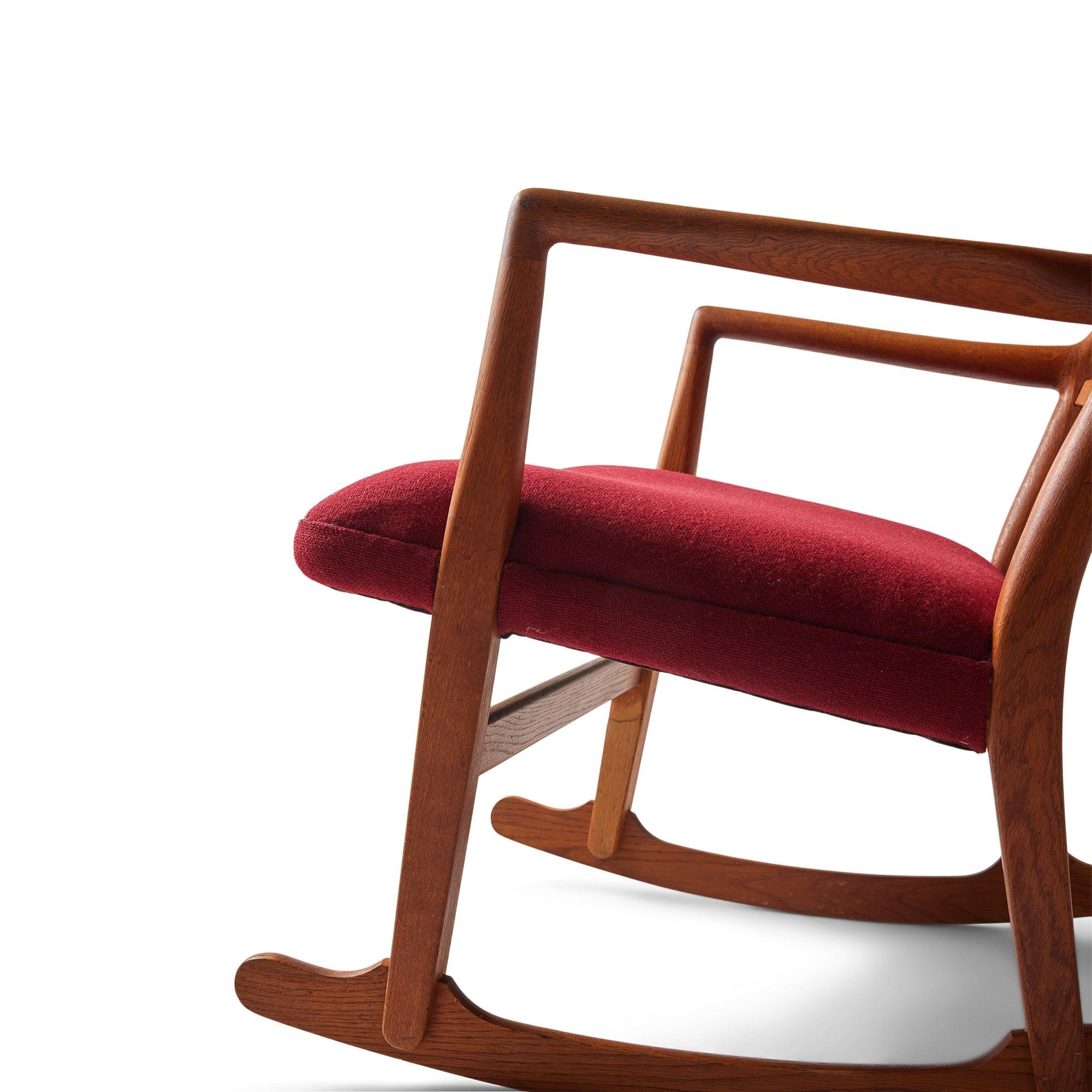 Sedia a dondolo di Hans J. Wegner In condizioni ottime in vendita a Sagaponack, NY