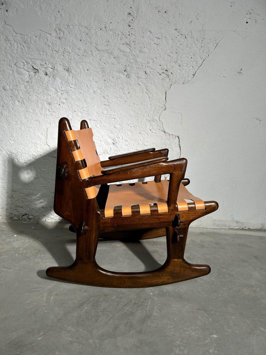 Mid-20th Century Rocking chair For Sale