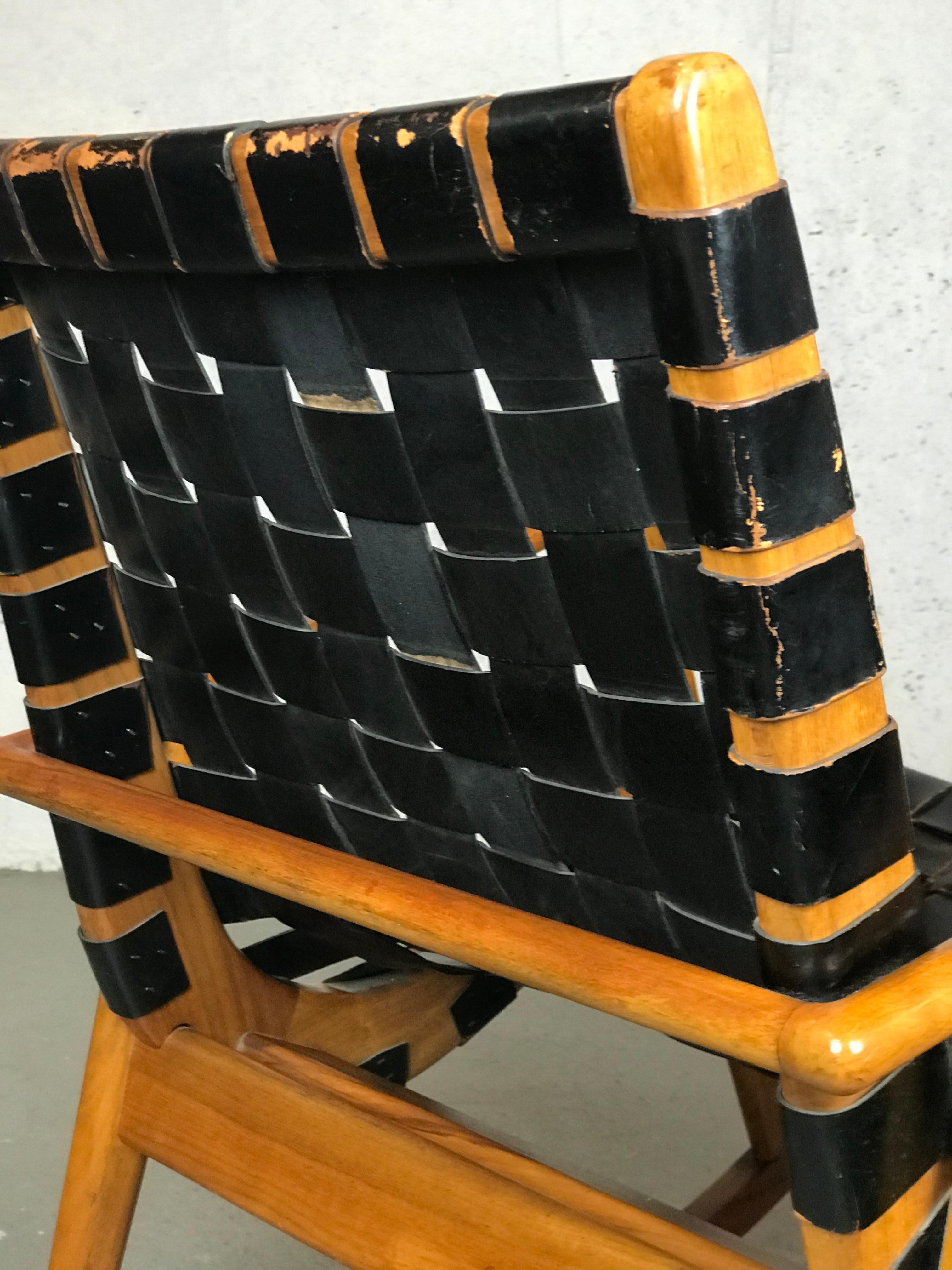 Chaise à bascule moderne du milieu du siècle dernier en cuir et noyer de Mel Smilow 3
