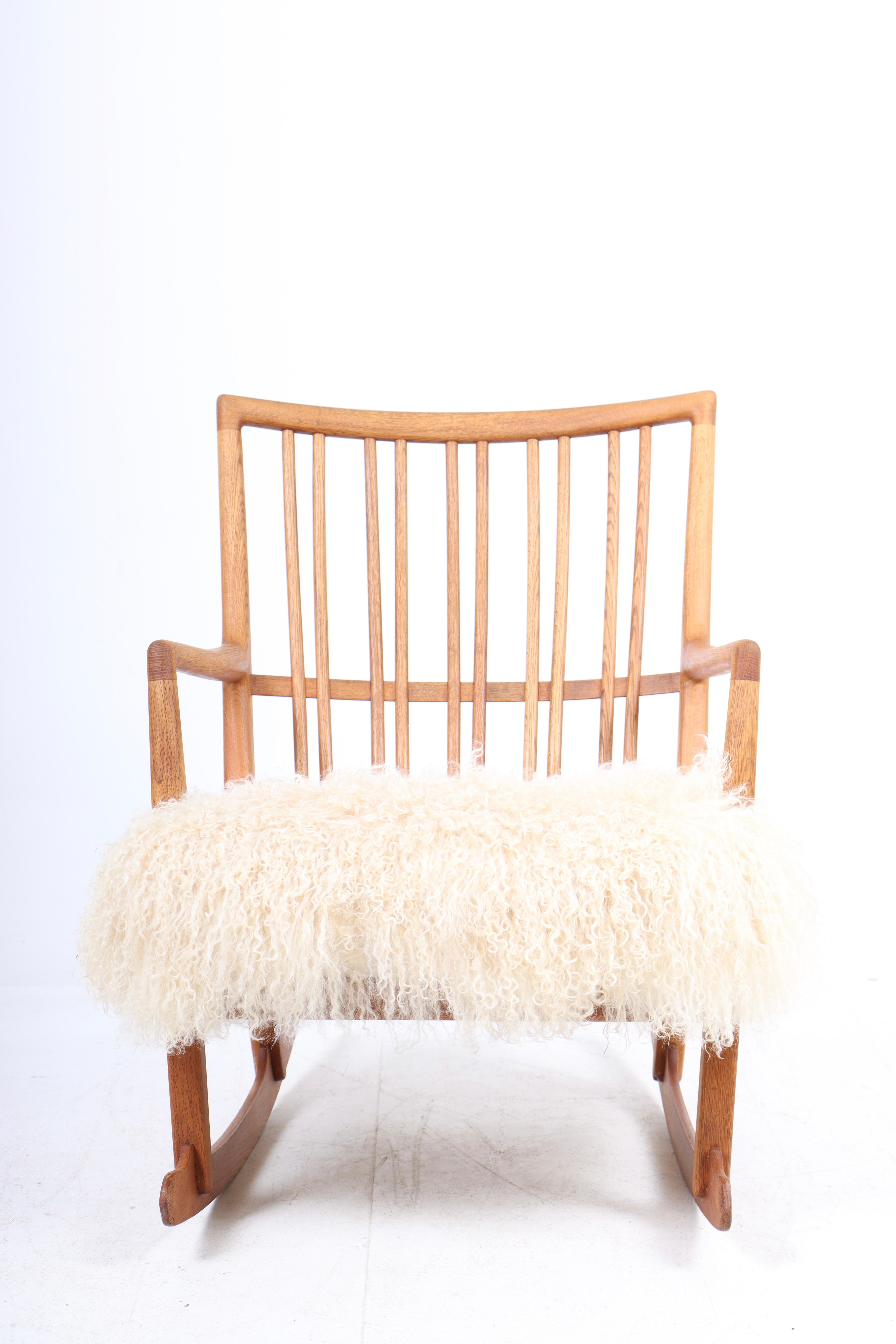 Rocking Chair in Oak and Sheepskin by Hans Wegner, 1950s In Good Condition In Lejre, DK