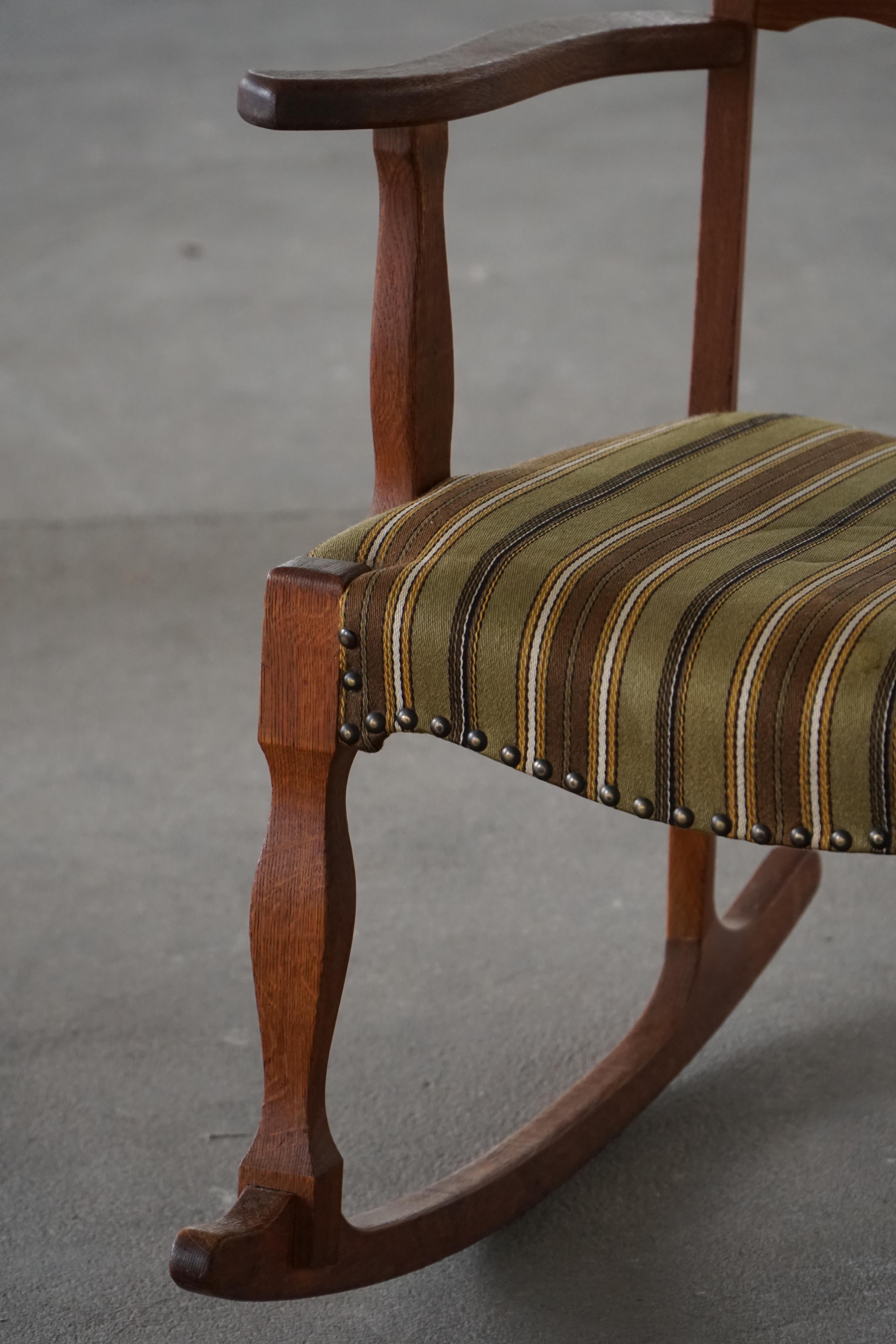 Chaise à bascule en Oak, modernité danoise du milieu du siècle, Henning Kjærnulf, 1960s en vente 6