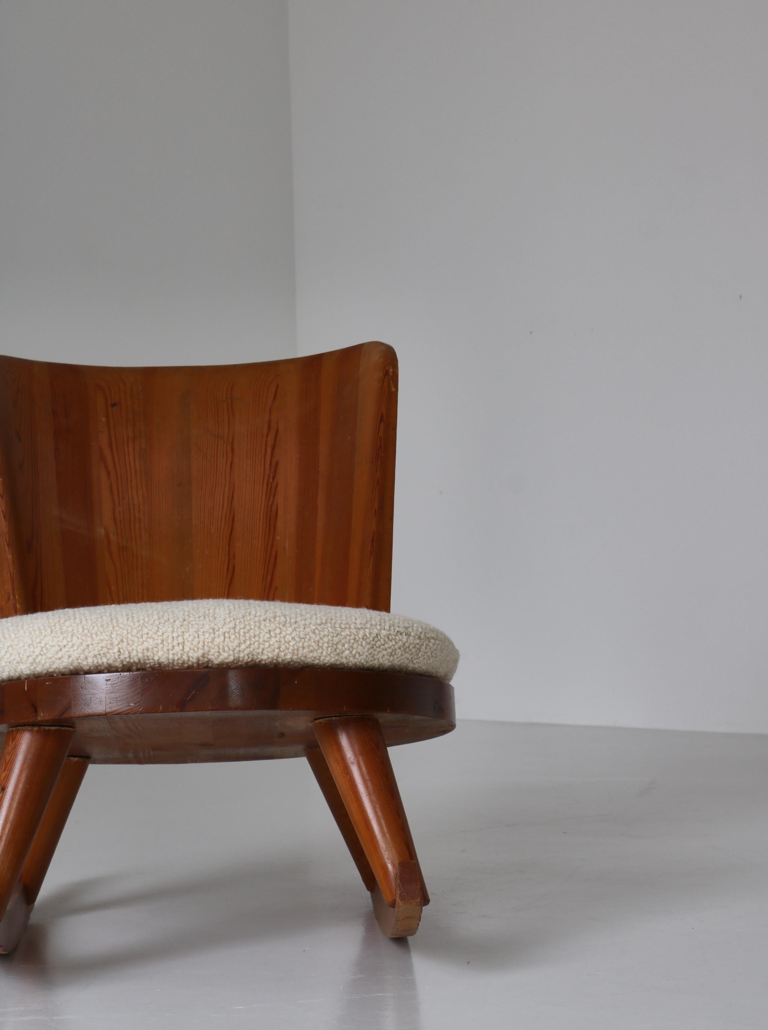 Rocking Chair in Pine by Torsten Claeson for Svensk Fur, Swedish Modern, 1930s For Sale 3