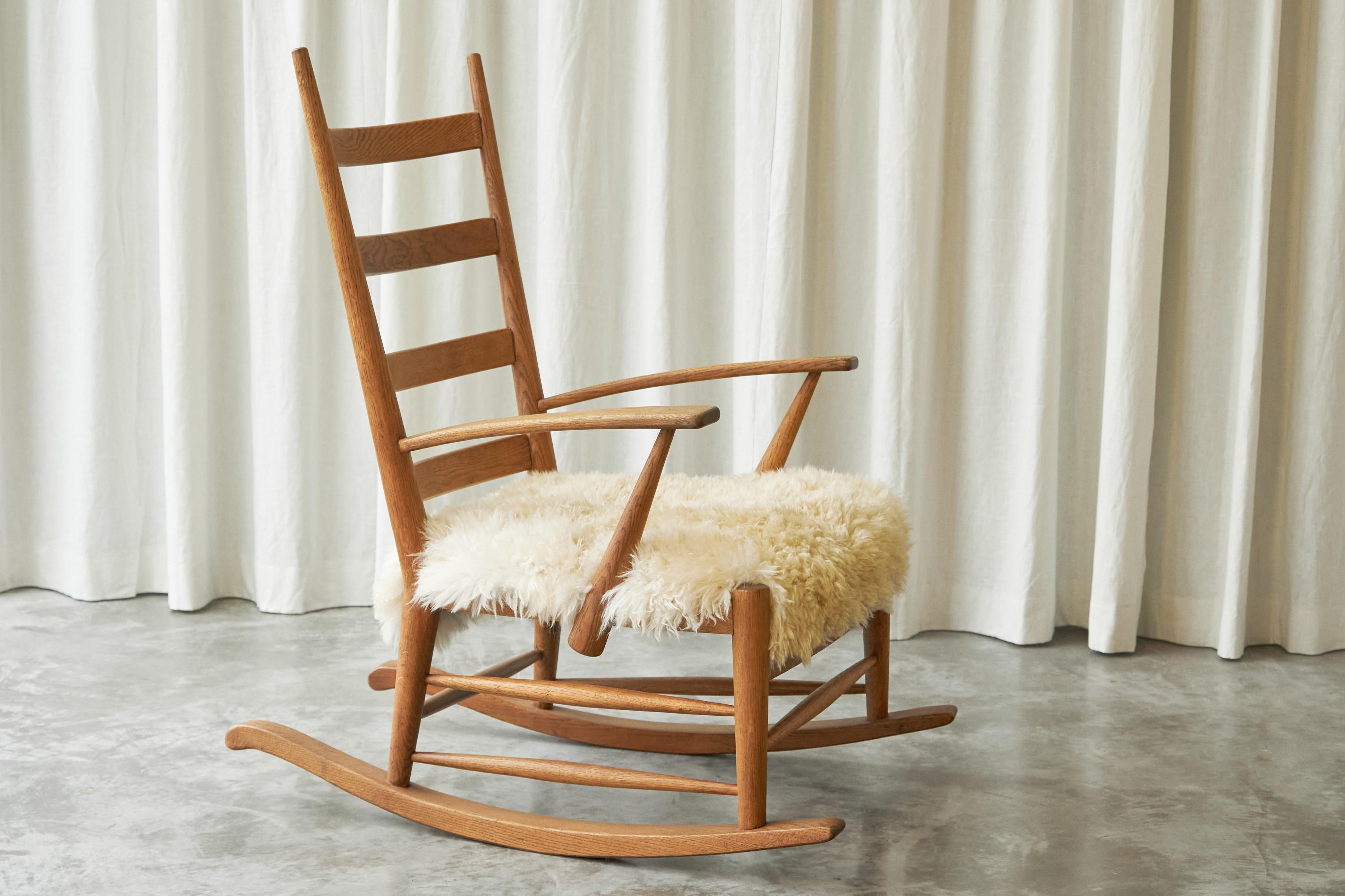 Rocking Chair in Solid Oak and Sheepskin, France 1960s For Sale 3