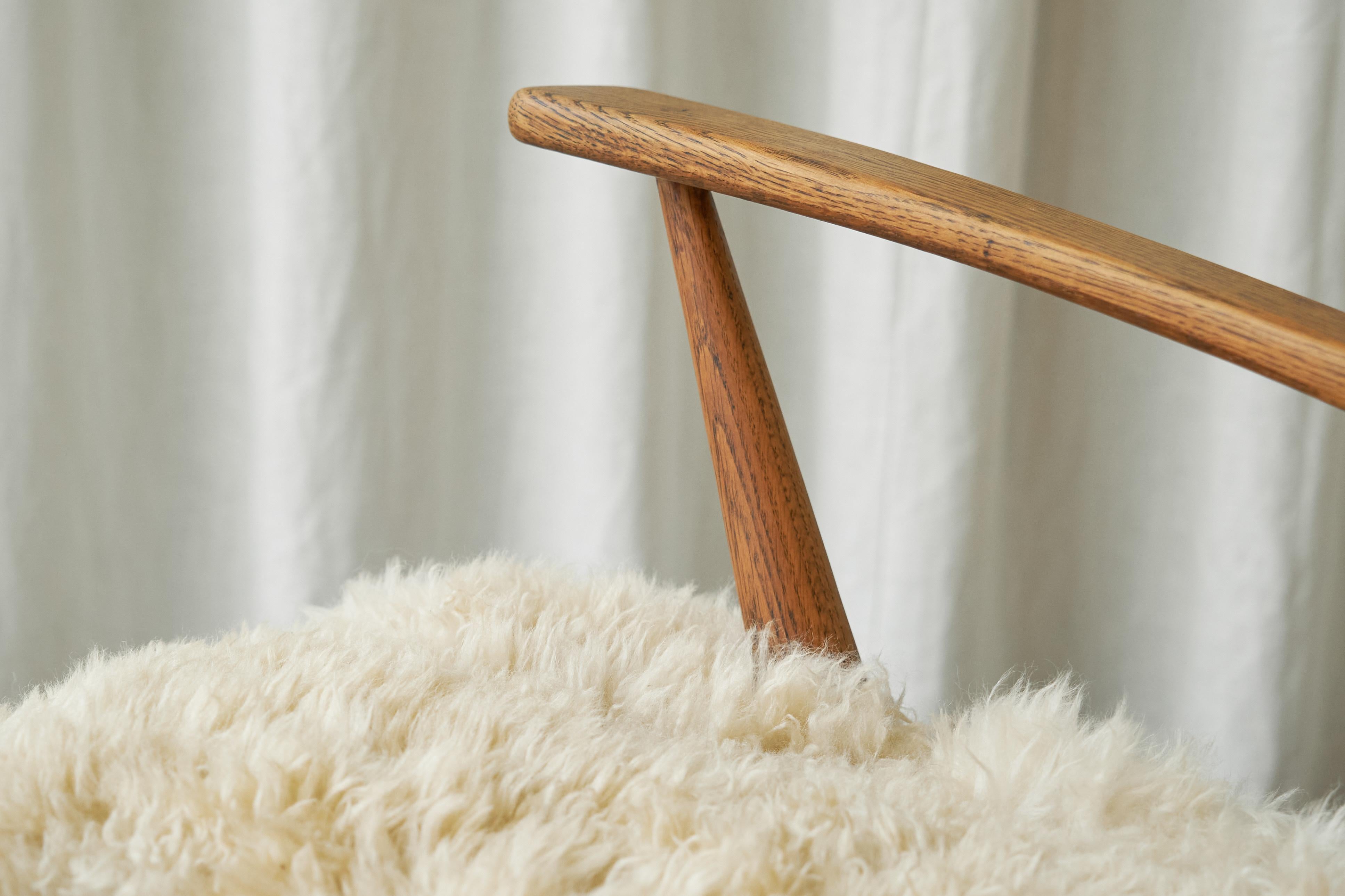 Rocking Chair in Solid Oak and Sheepskin, France 1960s For Sale 4