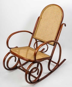 Sedia a dondolo in Wood Wood tornito, canework, inizio XX secolo.
