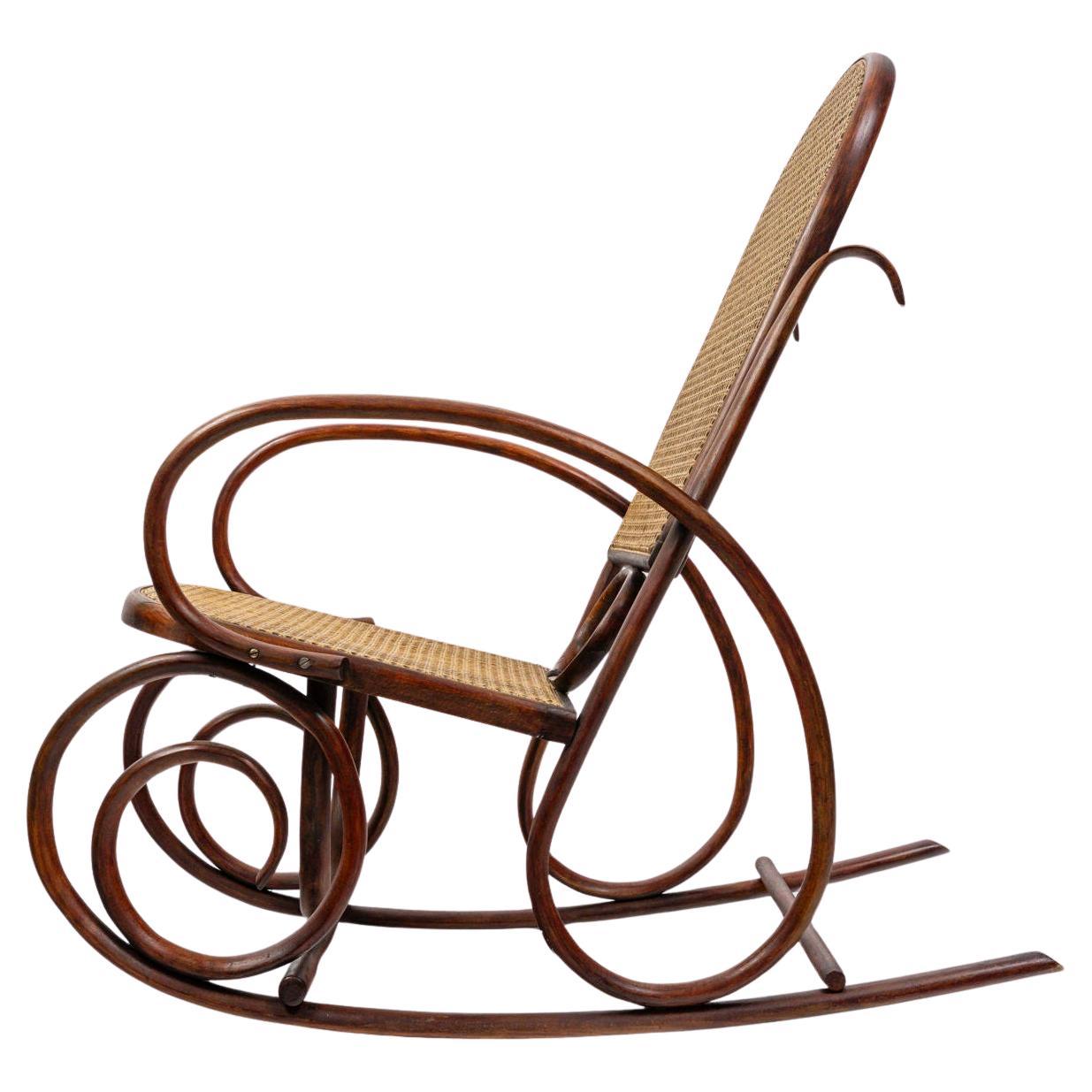 Silla mecedora de madera torneada, cantería, principios del siglo XX. en venta