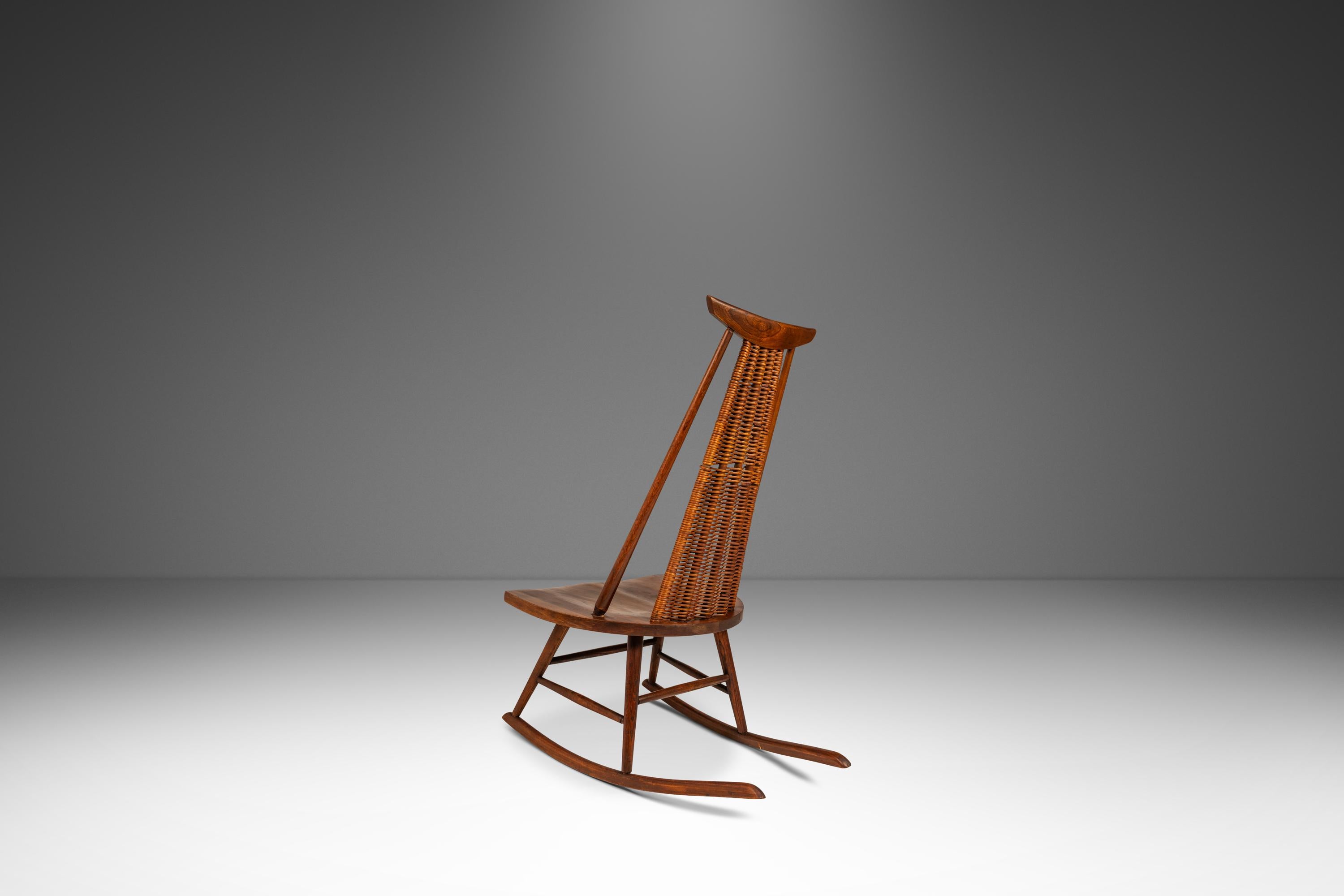 Mid-20th Century Rocking Chair in Walnut, Arthur Umanoff, Washington Woodcraft, USA, c. 1960's