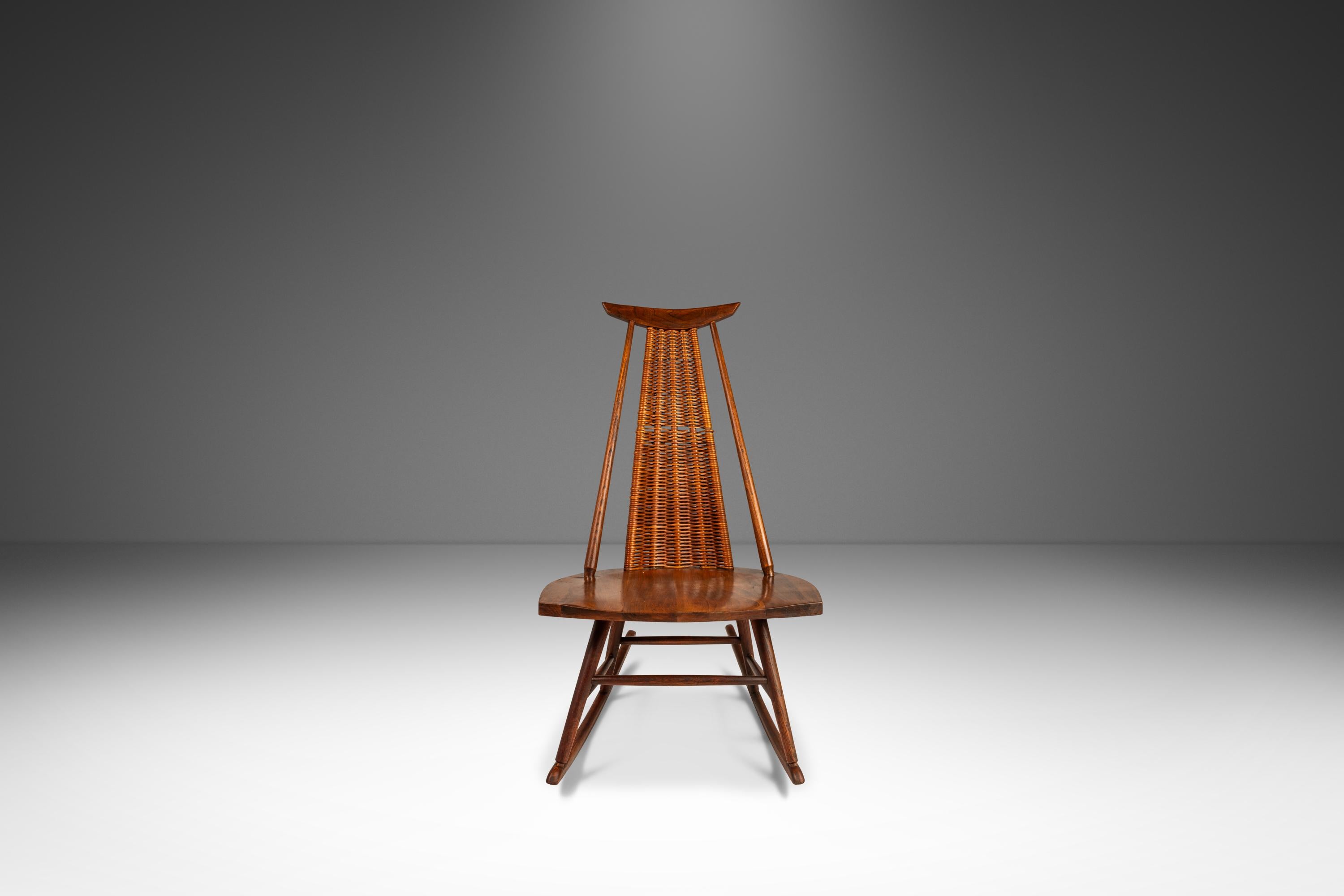 Rocking Chair in Walnut, Arthur Umanoff, Washington Woodcraft, USA, c. 1960's 2