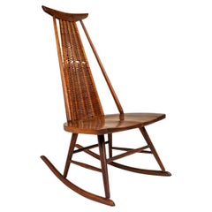 Silla mecedora de nogal, Arthur Umanoff, Washington Woodcraft, EE.UU., c. 1960