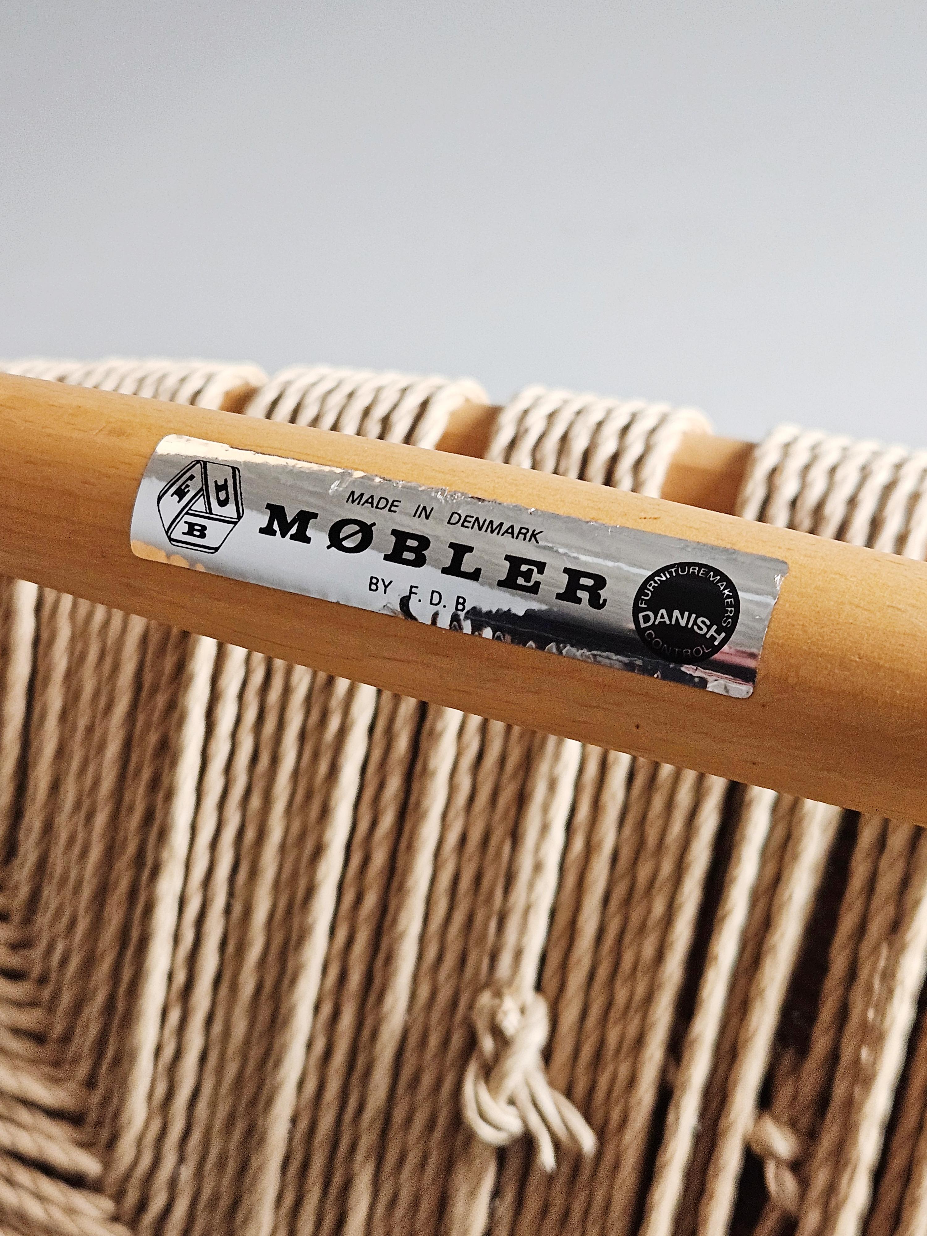 Sedia a dondolo 'J16' di Hans J. Wegner, Danimarca, anni '60 in vendita 1