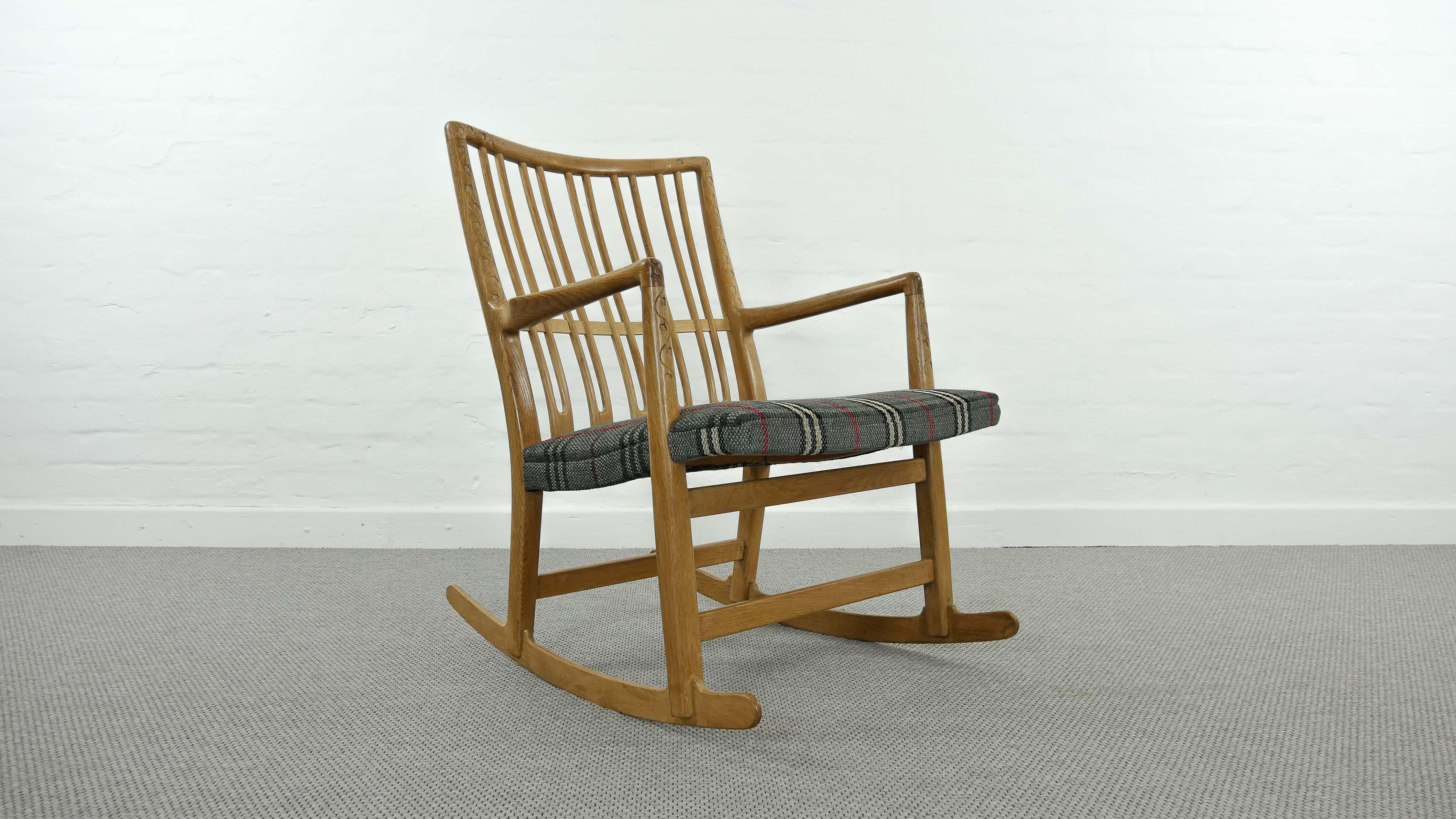 Early rocking chair designed by Hans J. Wegner. Model 