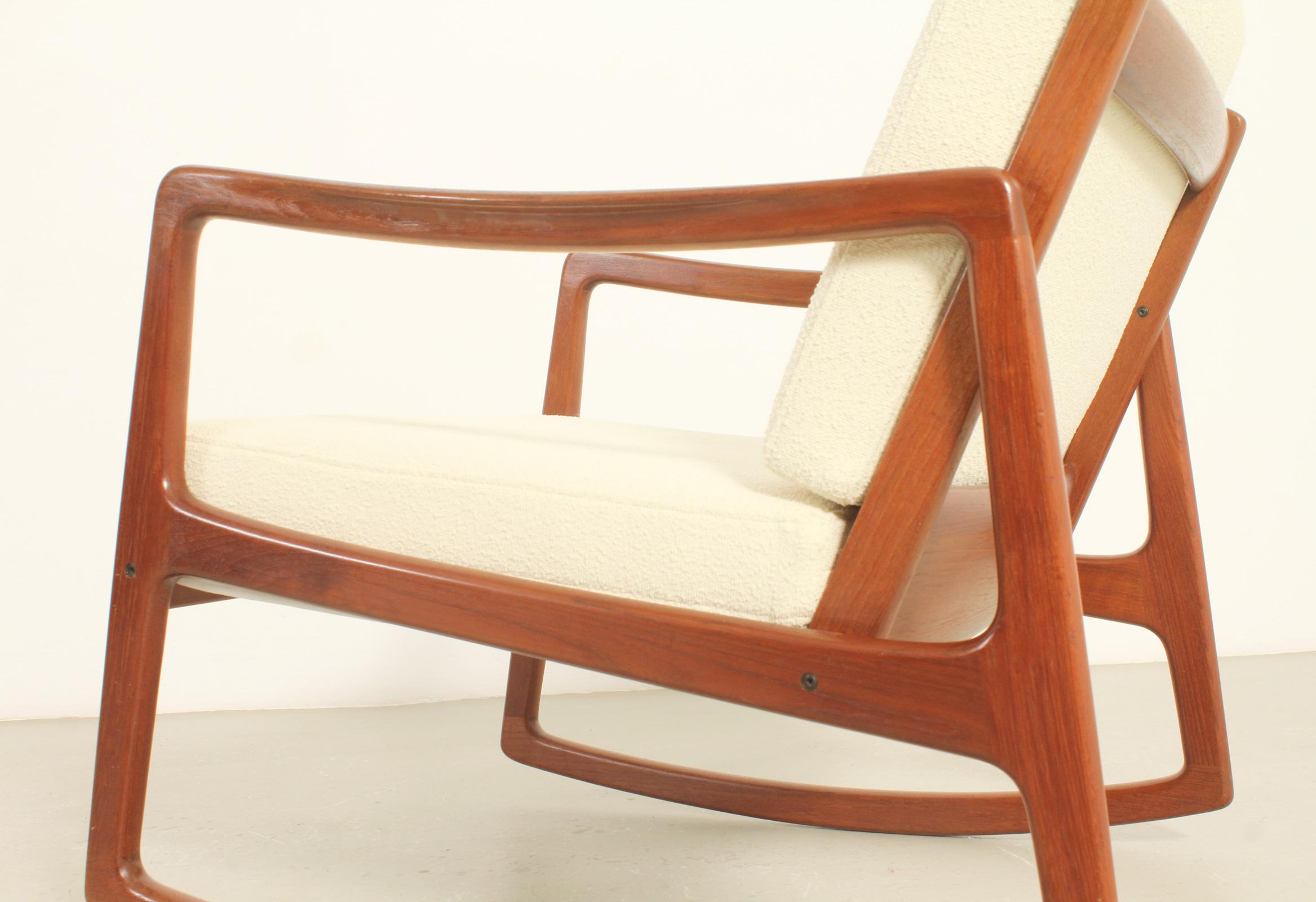 Tessuto Sedia a dondolo Model 120 di Ole Wanscher per france & Son, Danimarca, 1951 in vendita