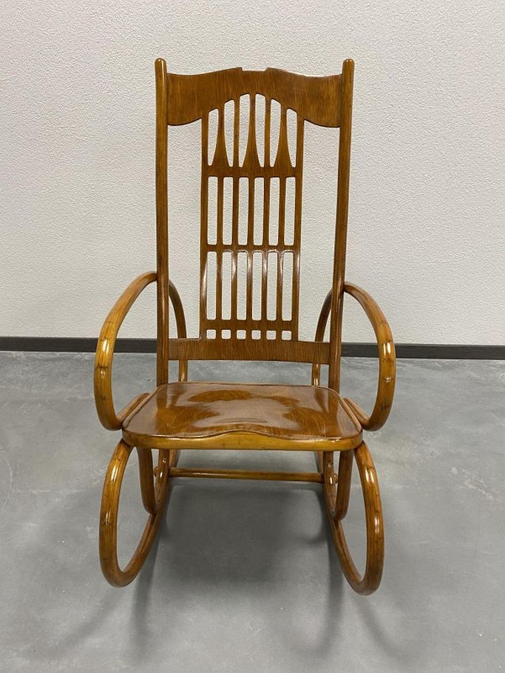 Rocking Chair No.813 by Koloman Moser for J.J.Kohn In Excellent Condition For Sale In Banská Štiavnica, SK