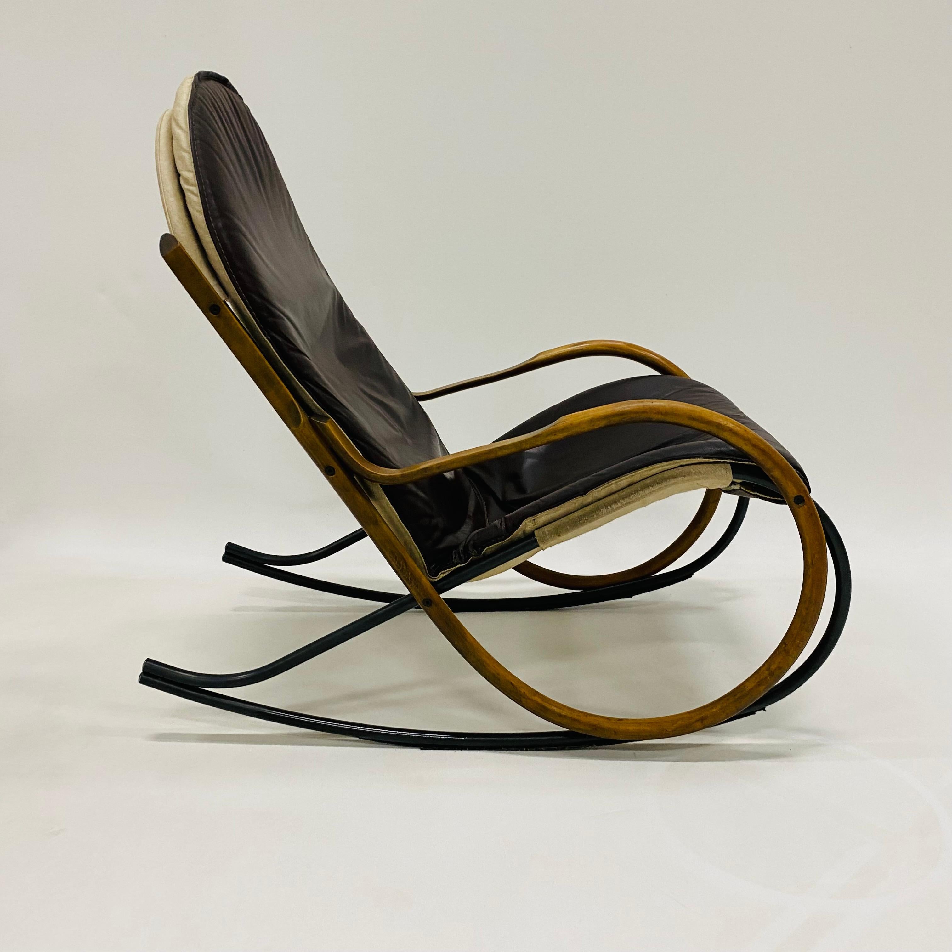 Rocking Chair 