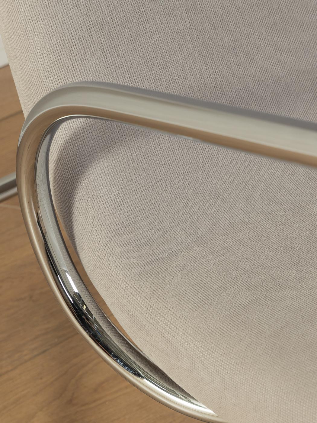 Sedia a dondolo S826 di Thonet In condizioni buone in vendita a Neuss, NW