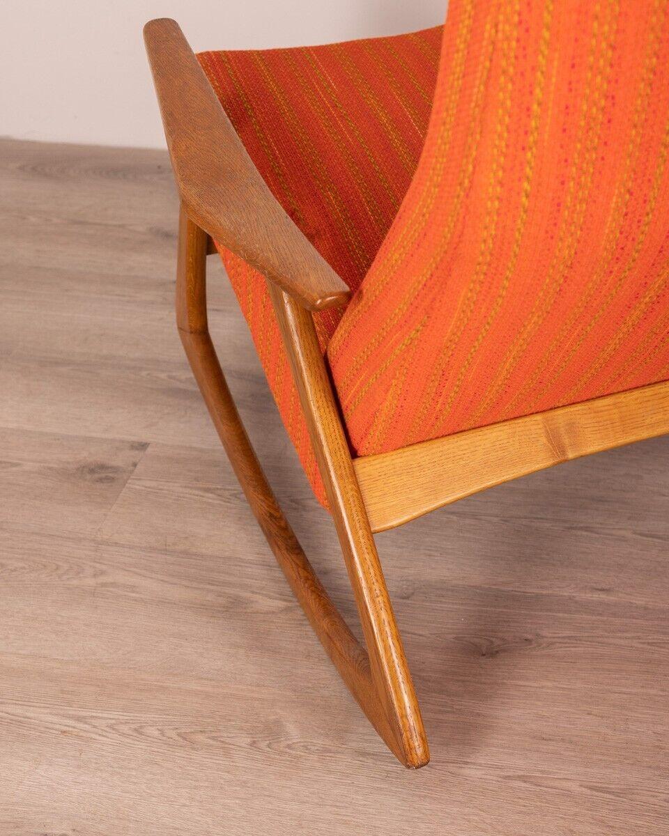 Rocking Chair, Vintage, 1960er Jahre, orangefarbenes dänisches Design (Dänisch) im Angebot