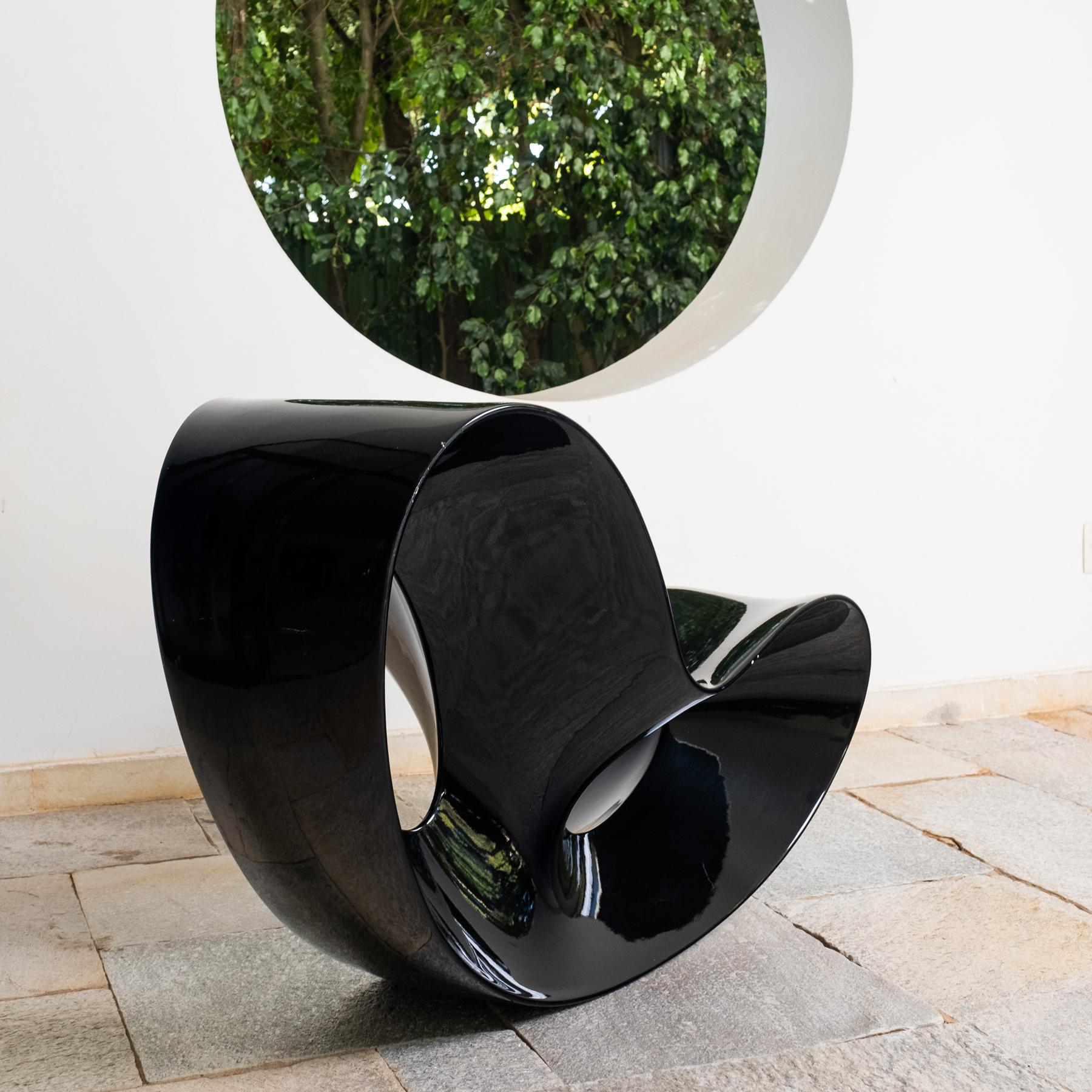 Post-Modern Rocking Chair Voido By Ron Arad for Magis, Italy 2006 For Sale