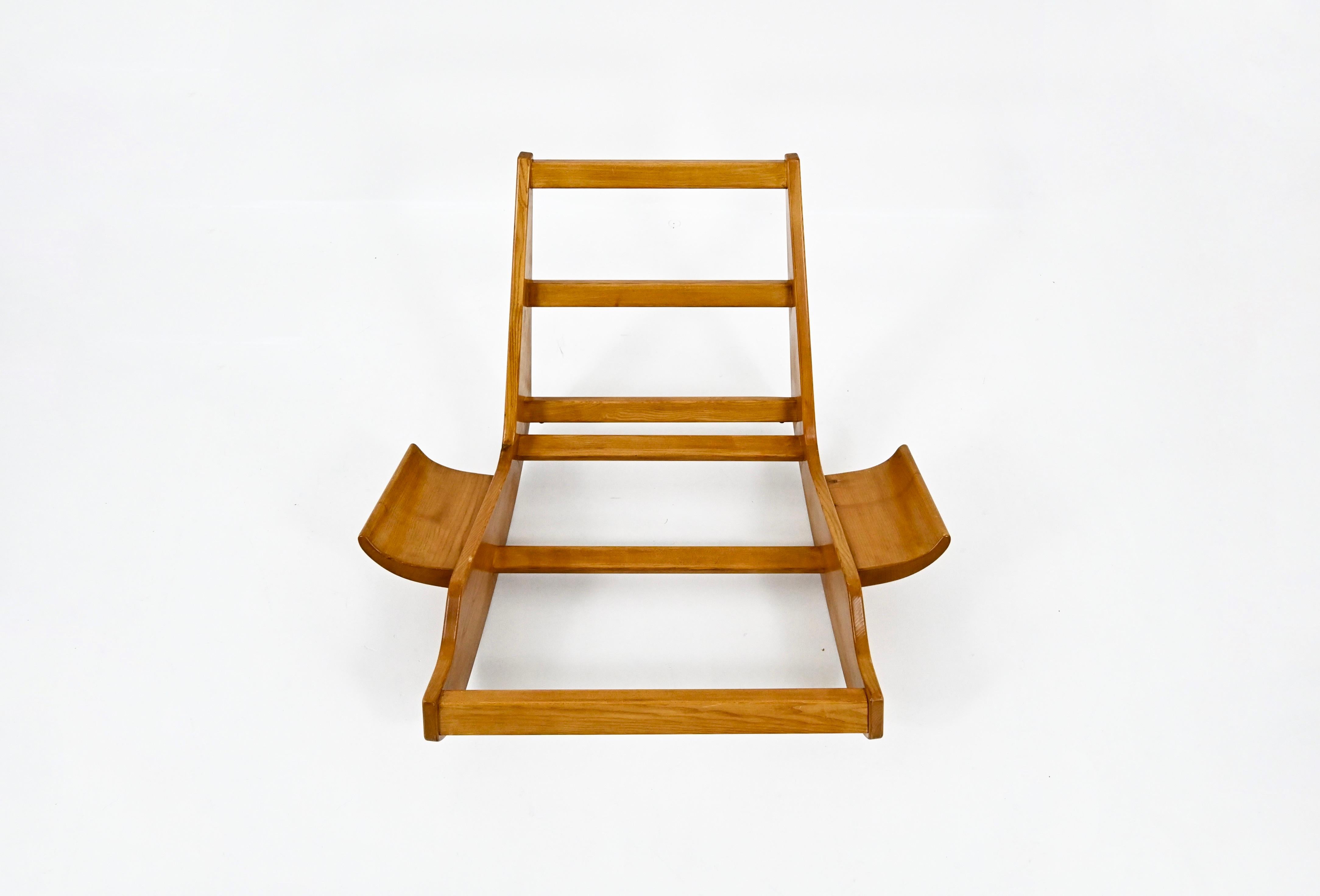 Rocking Chair 