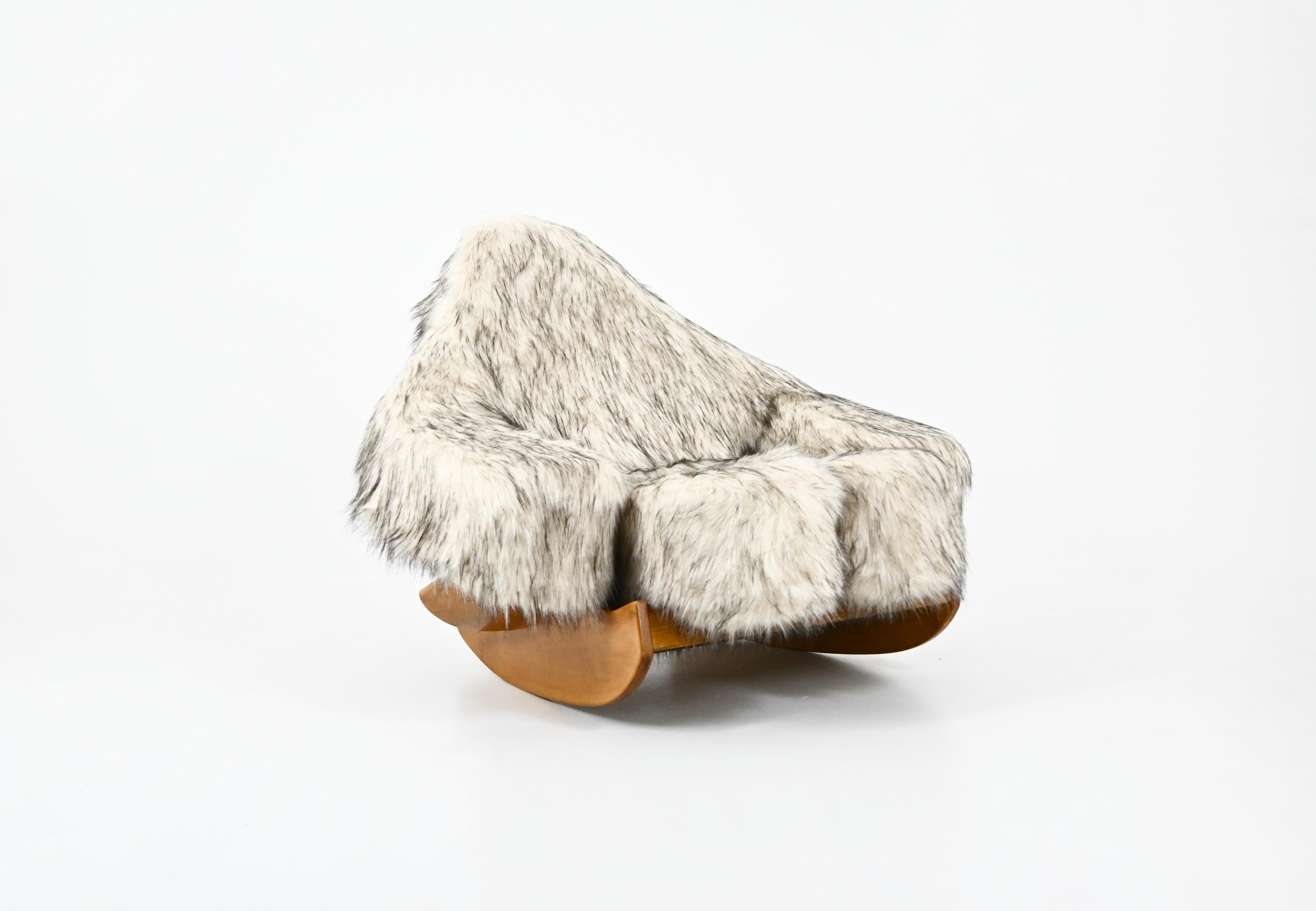 Rocking chair with wooden base and yeti-shaped cushion, designed by Mario Scheichenbauer in the 1960s. Model: Yeti. Seat height: 45 cm. wear due to time and age.
FOR SHIPPING, REQUEST US FOR RECEIVE THE BEST PRICE
