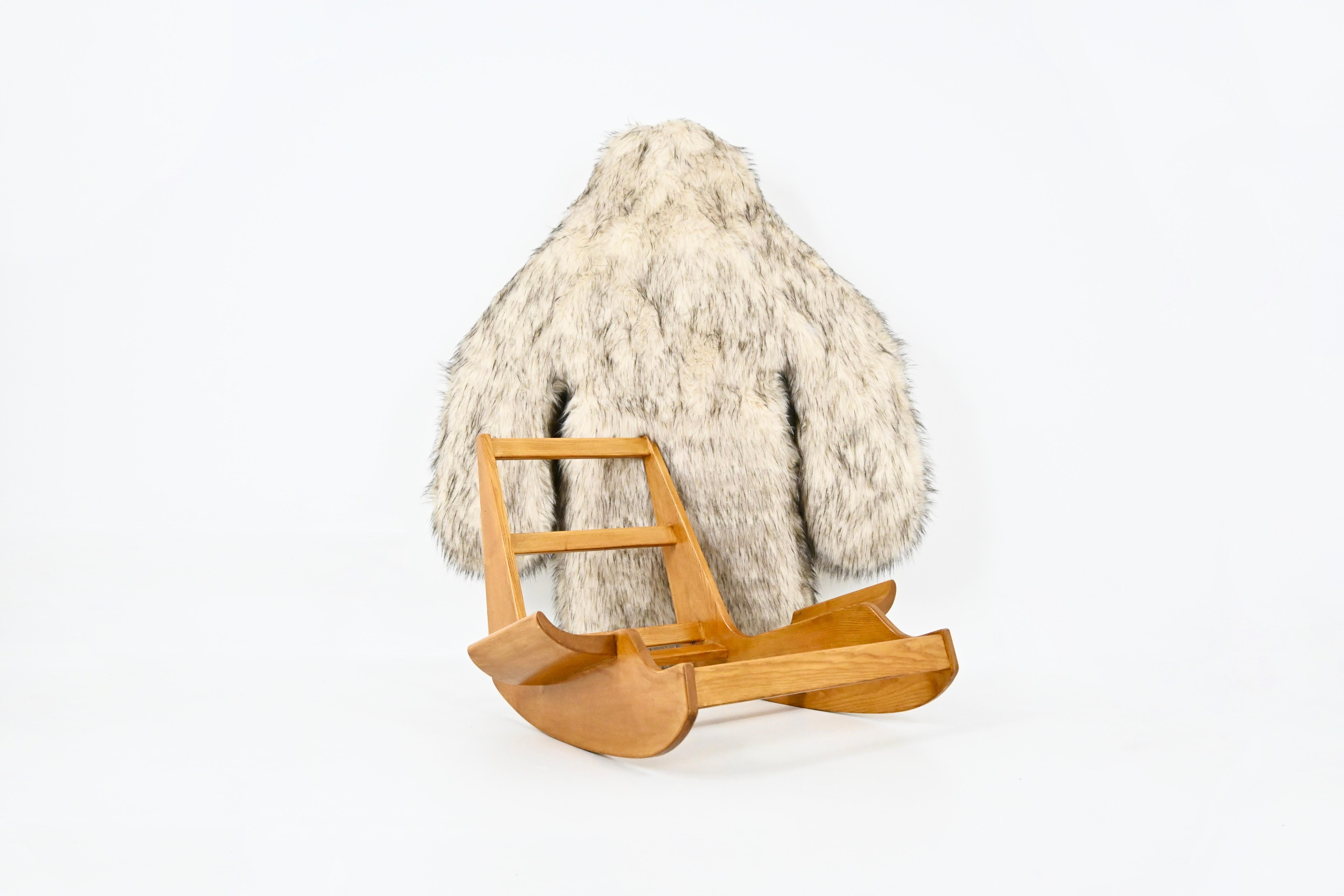 Rocking Chair 