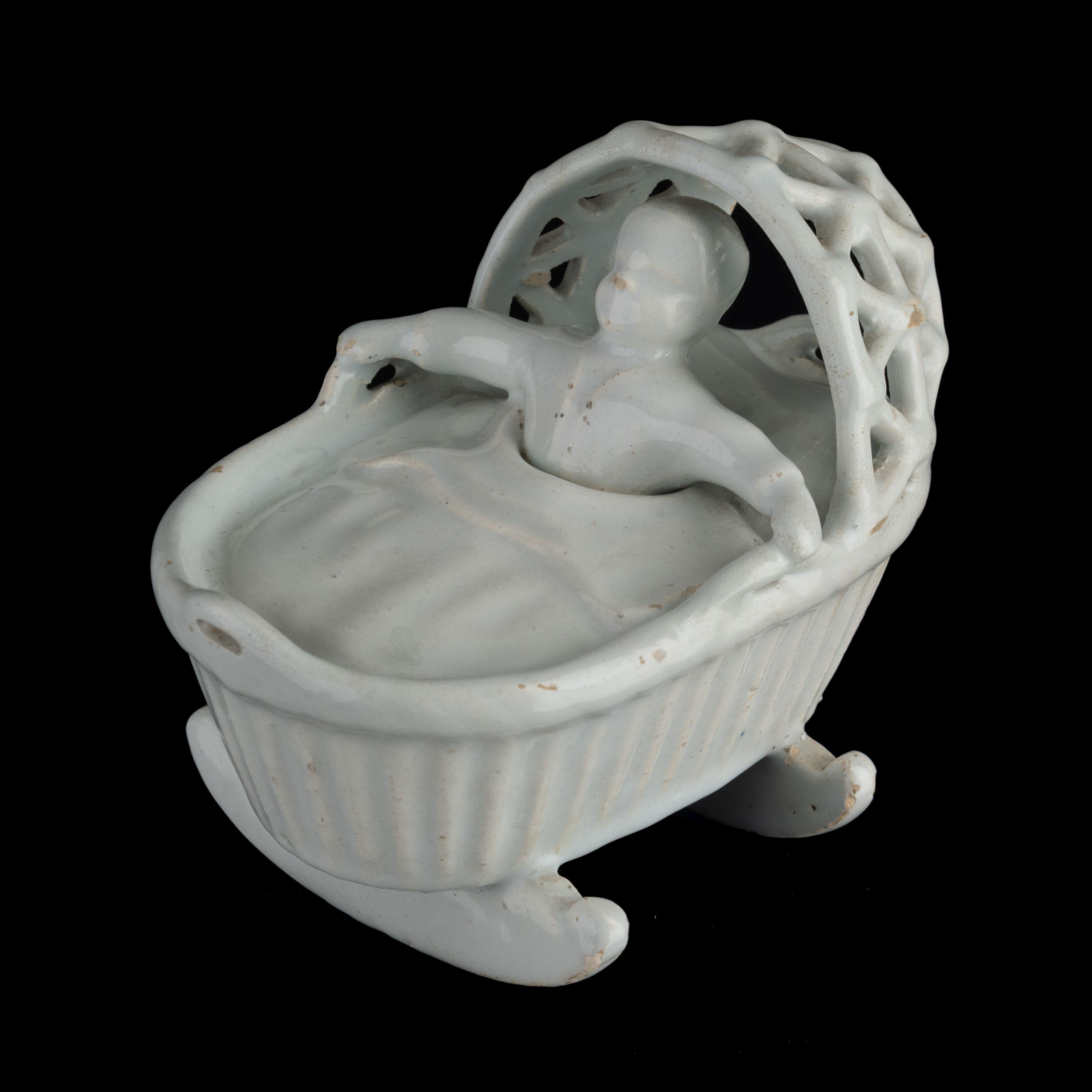 Baroque Rocking Cradle with Child, Delft, 1750-1780 For Sale
