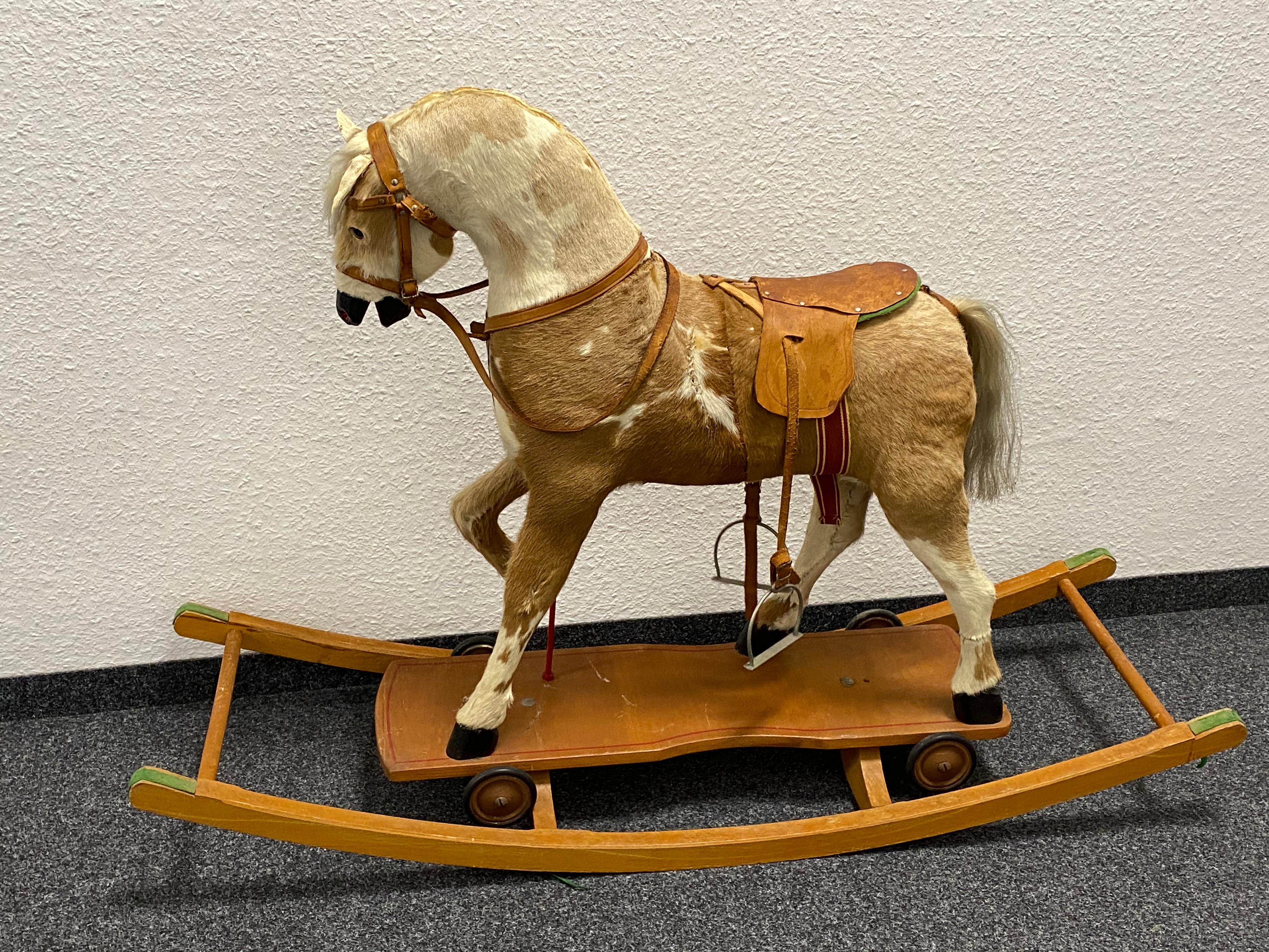 antique toy horses