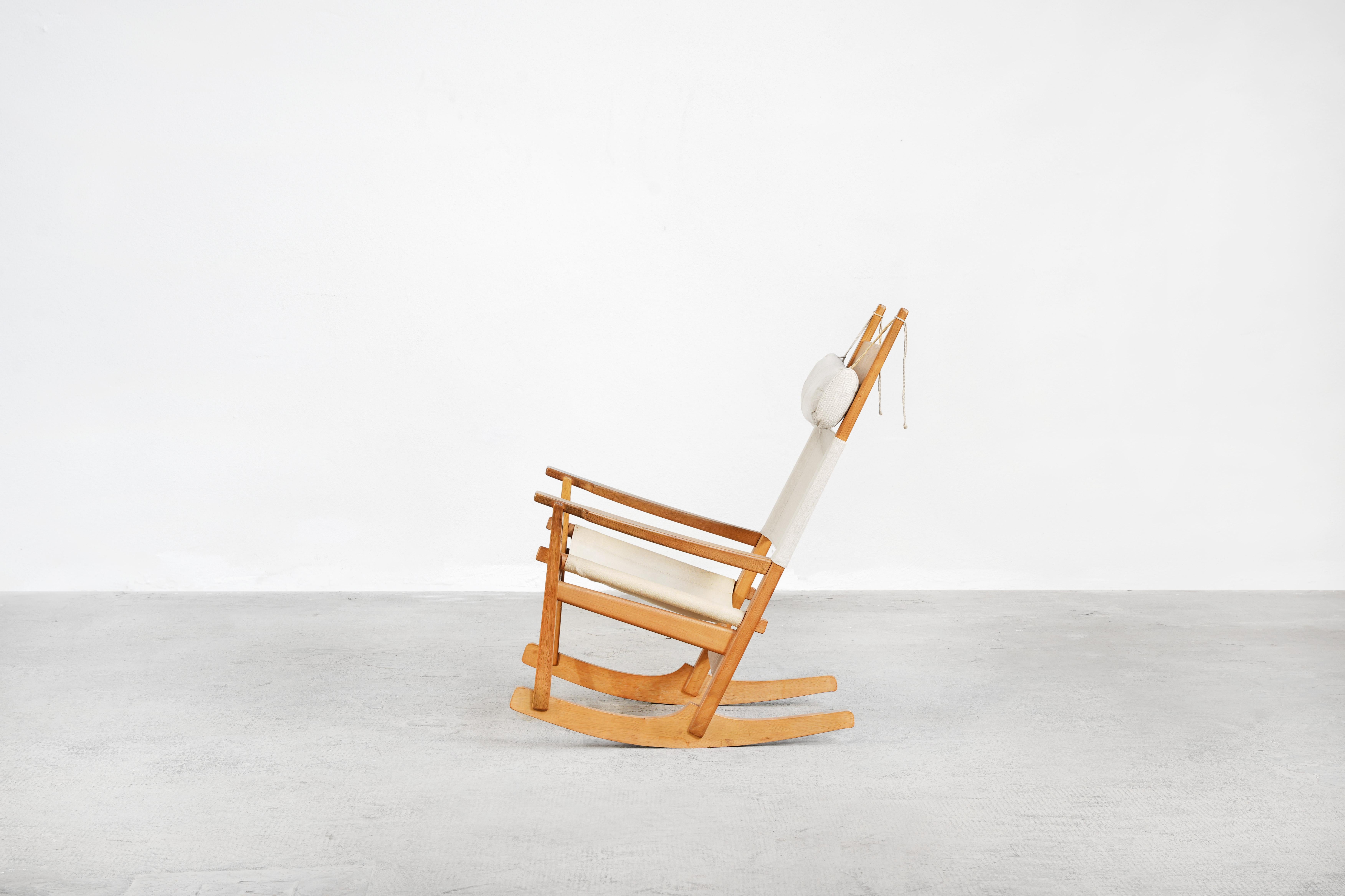 Rocking Keyhole Chair by Hans J. Wegner for Getama, Denmark In Good Condition In Berlin, DE