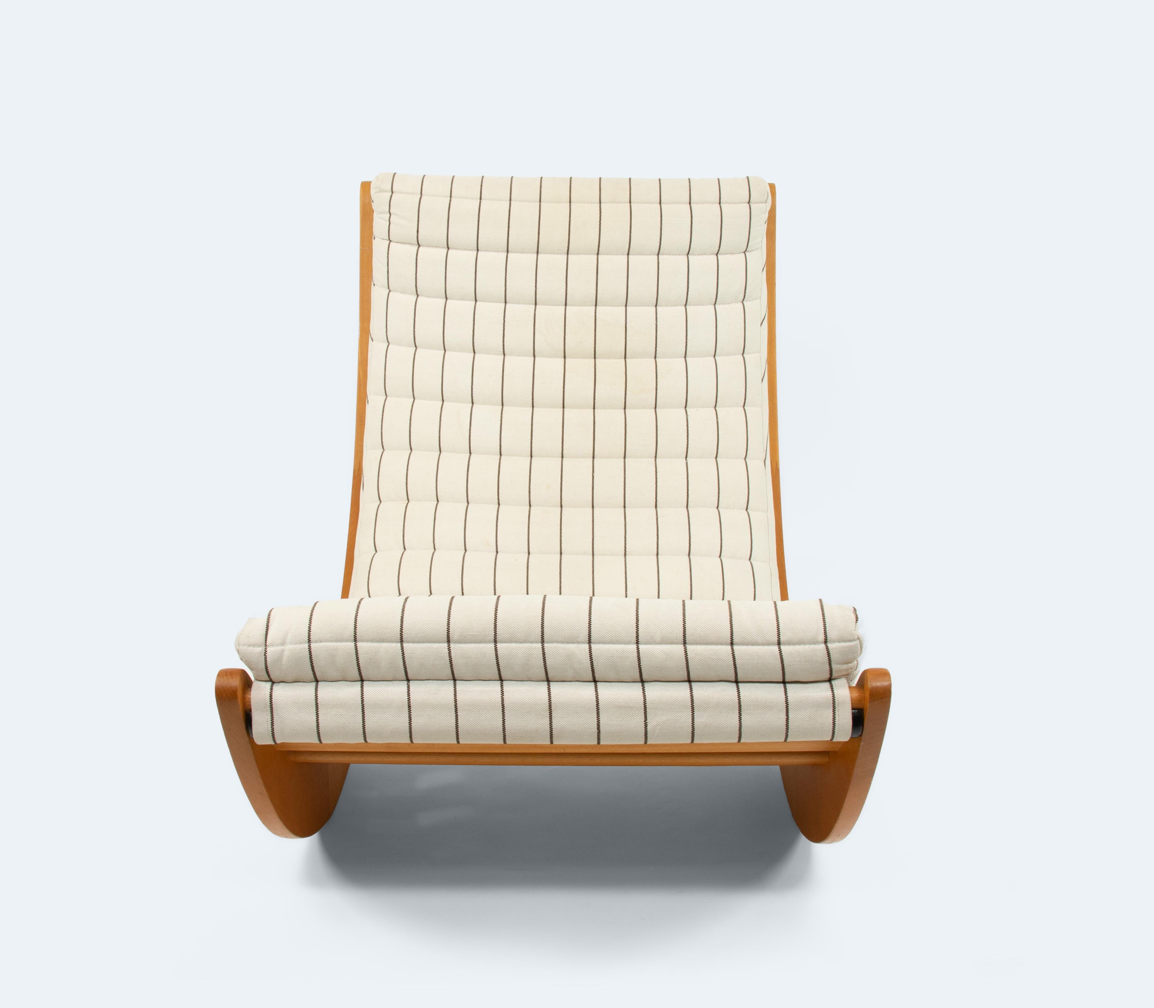 Tra i tanti design innovativi di Verner Panton, il Relaxer 2 è un'icona senza tempo del design degli anni '70. Originariamente creato per la 