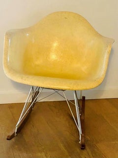 Rockingchair RAR Eames Zenith plastics