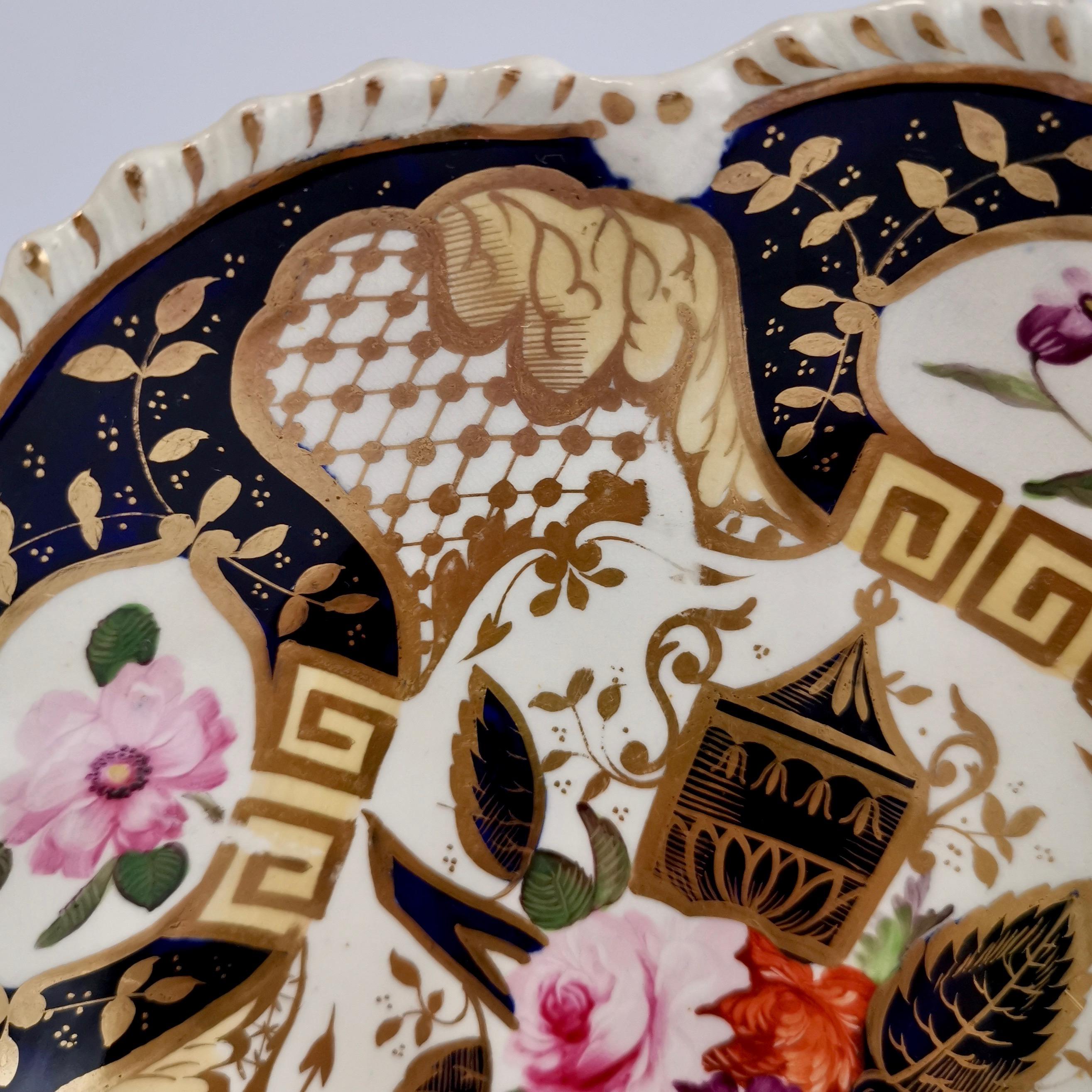 Rockingham Creamware Dish, Cobalt Blue, Gilt and Flowers, Regency 1820-1825 In Good Condition For Sale In London, GB