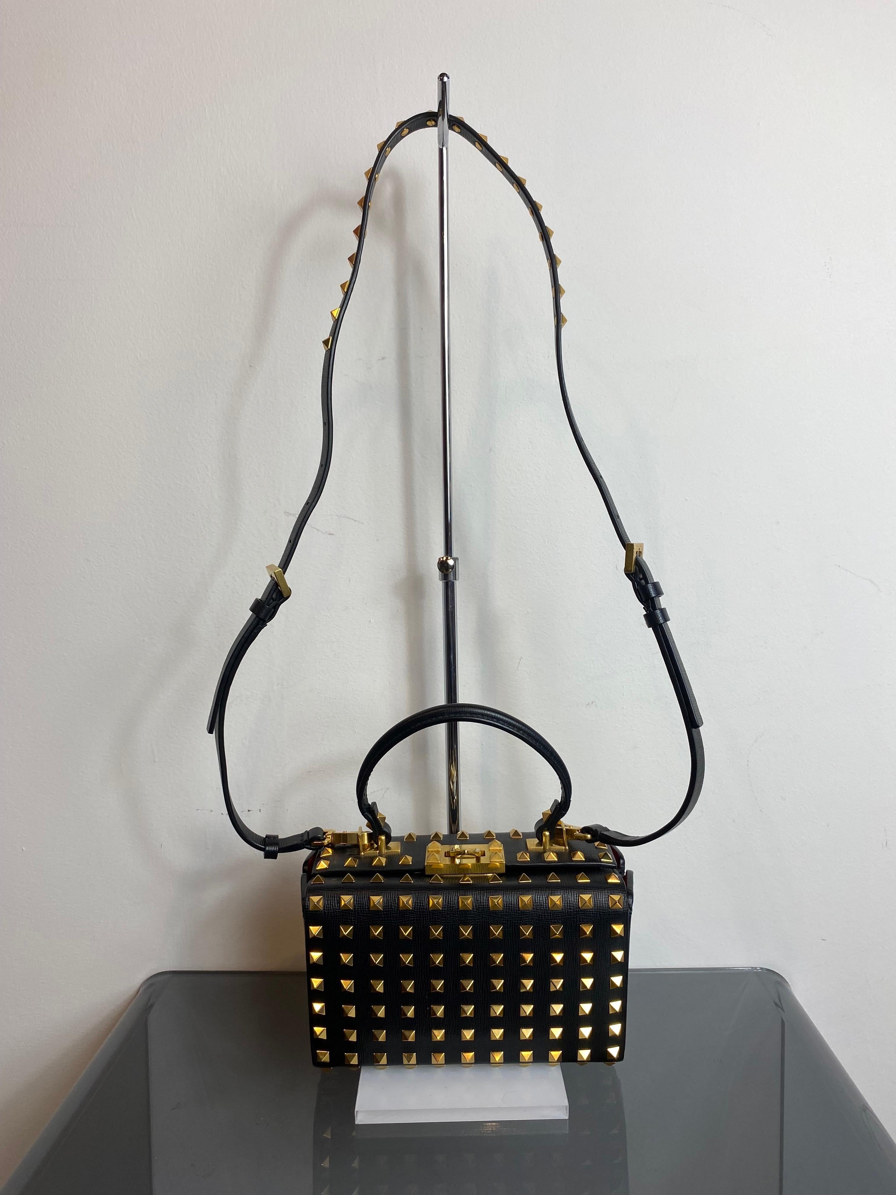 Women's or Men's Rockstud alcove box bag Valentino For Sale