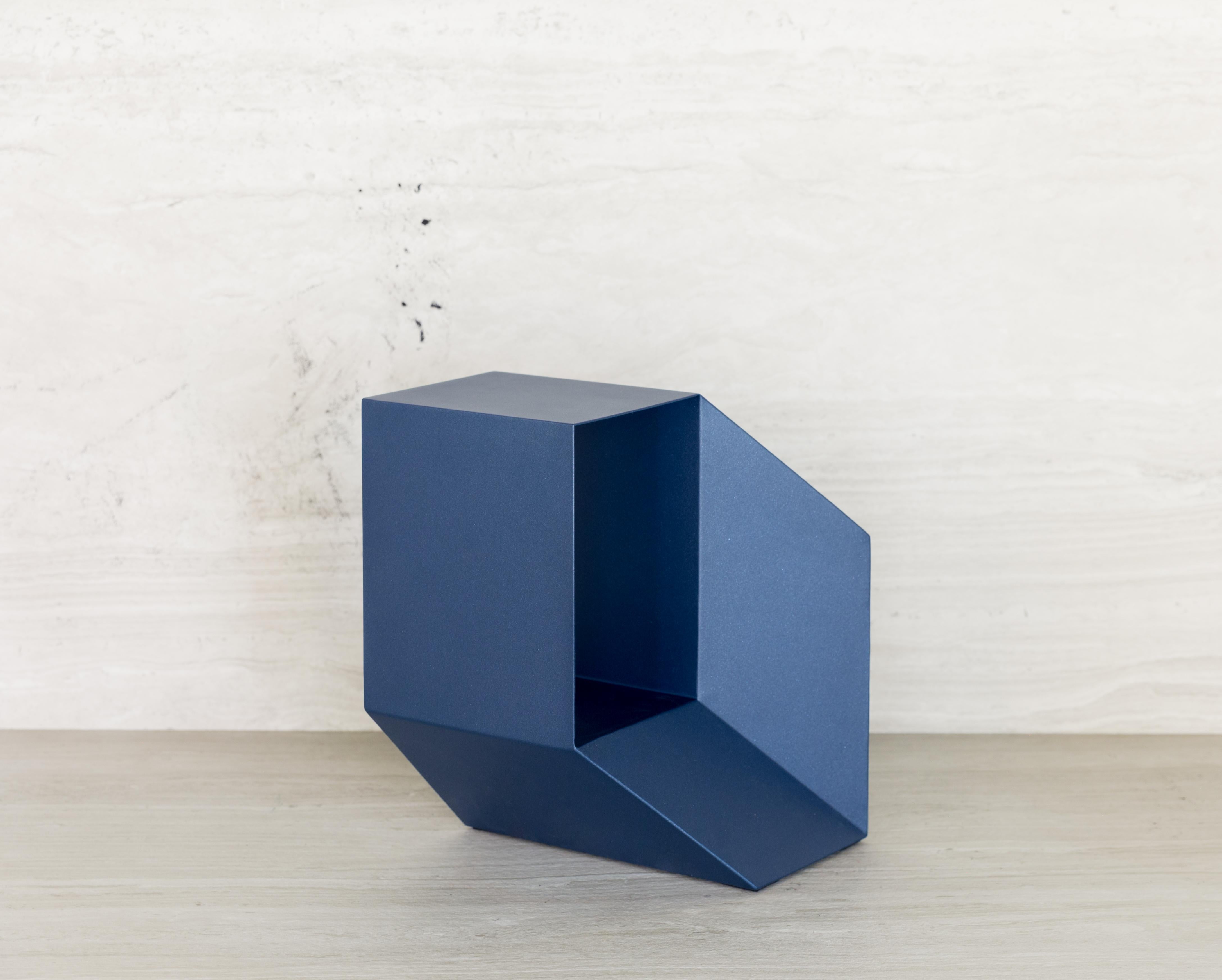 Rocky Side Side Table Painted Metal - Blue For Sale 2