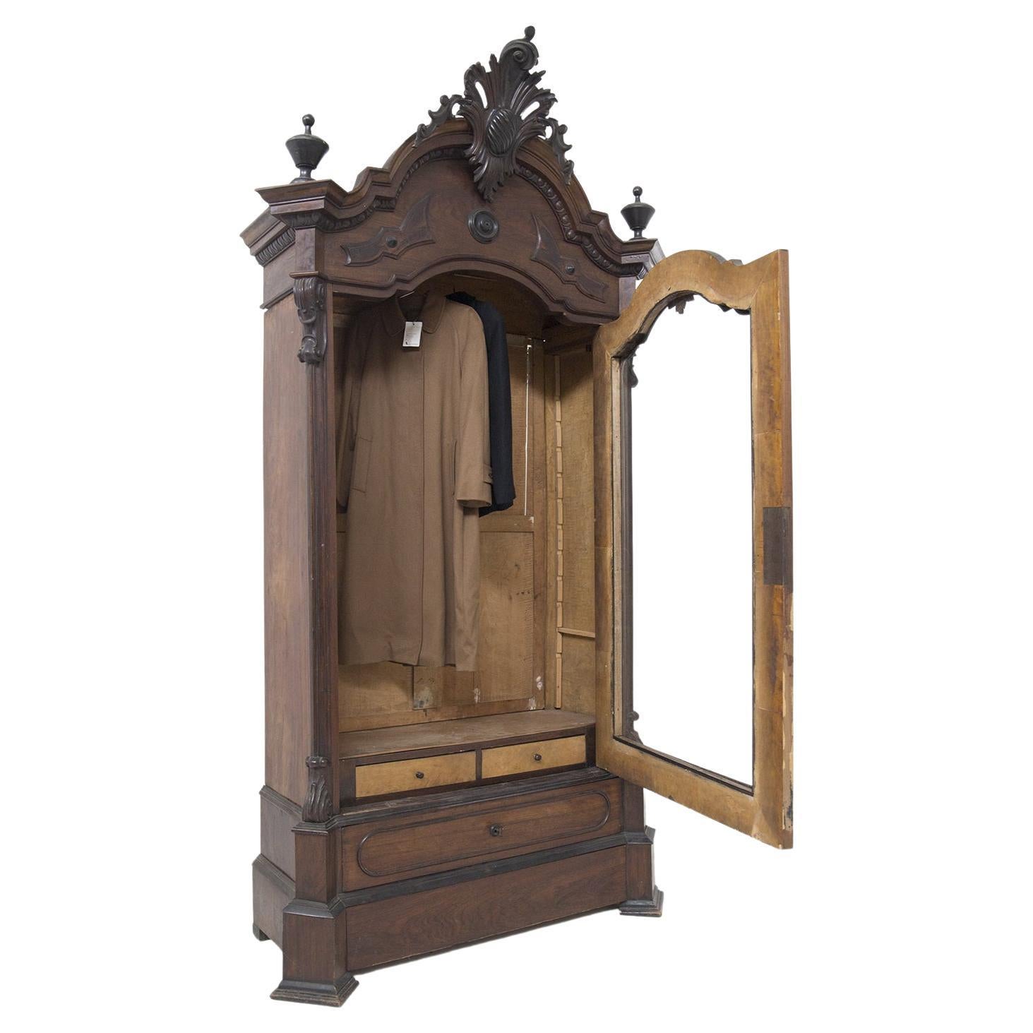Rococò Antique Cabinet in Walnut Wood with Glass For Sale