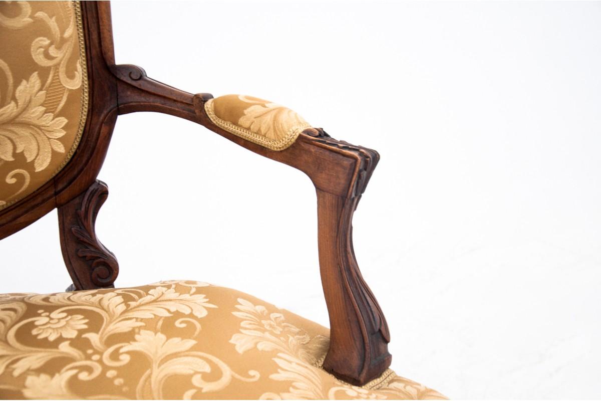Rococo Beige Armchair Set, France, circa 1880, After Renovation 3