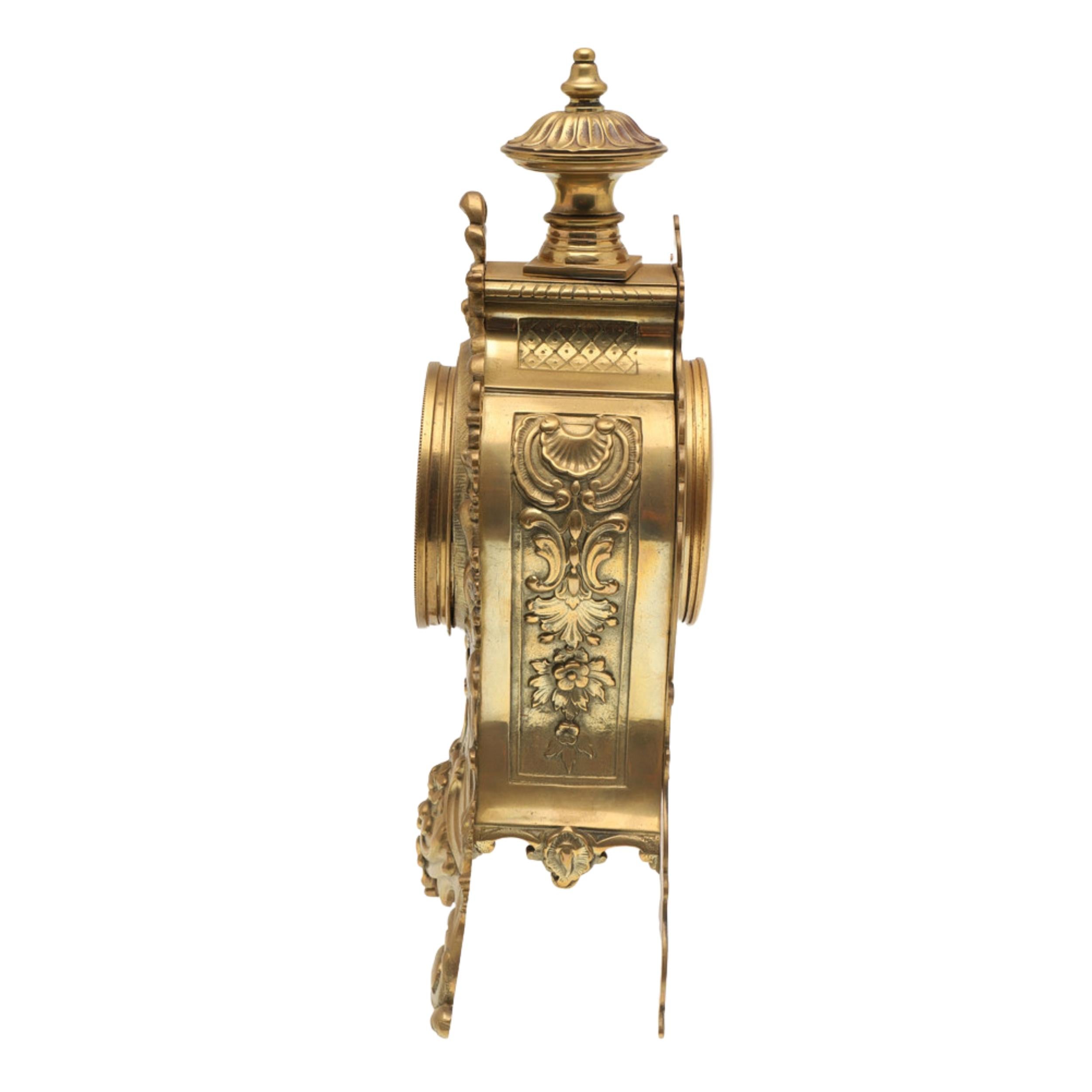 Rokoko-Messing-Manteluhr Antique French Late 19th C, Email-Zifferblatt Signiert Bardino (Eisen) im Angebot