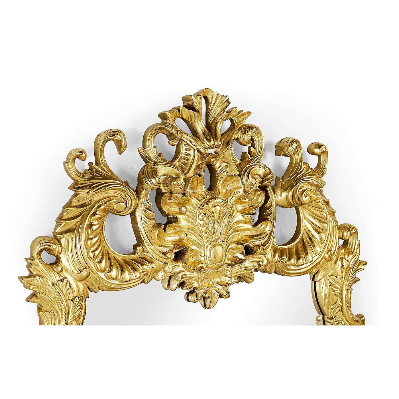 Rococò Specchio rococò in legno dorato intagliato in vendita