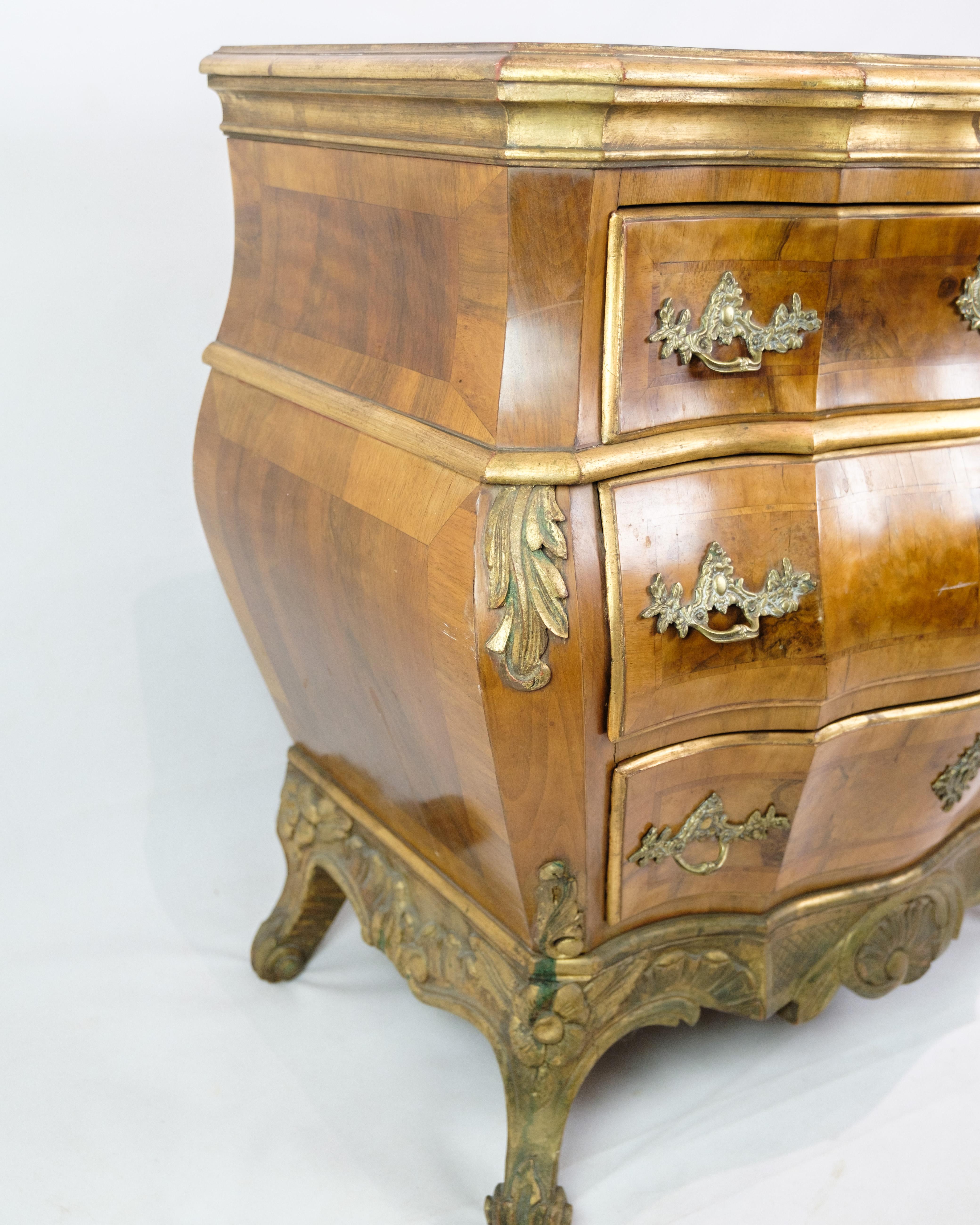 Rococo chest of drawers In Walnut, Danish Design from 1880s In Good Condition For Sale In Lejre, DK