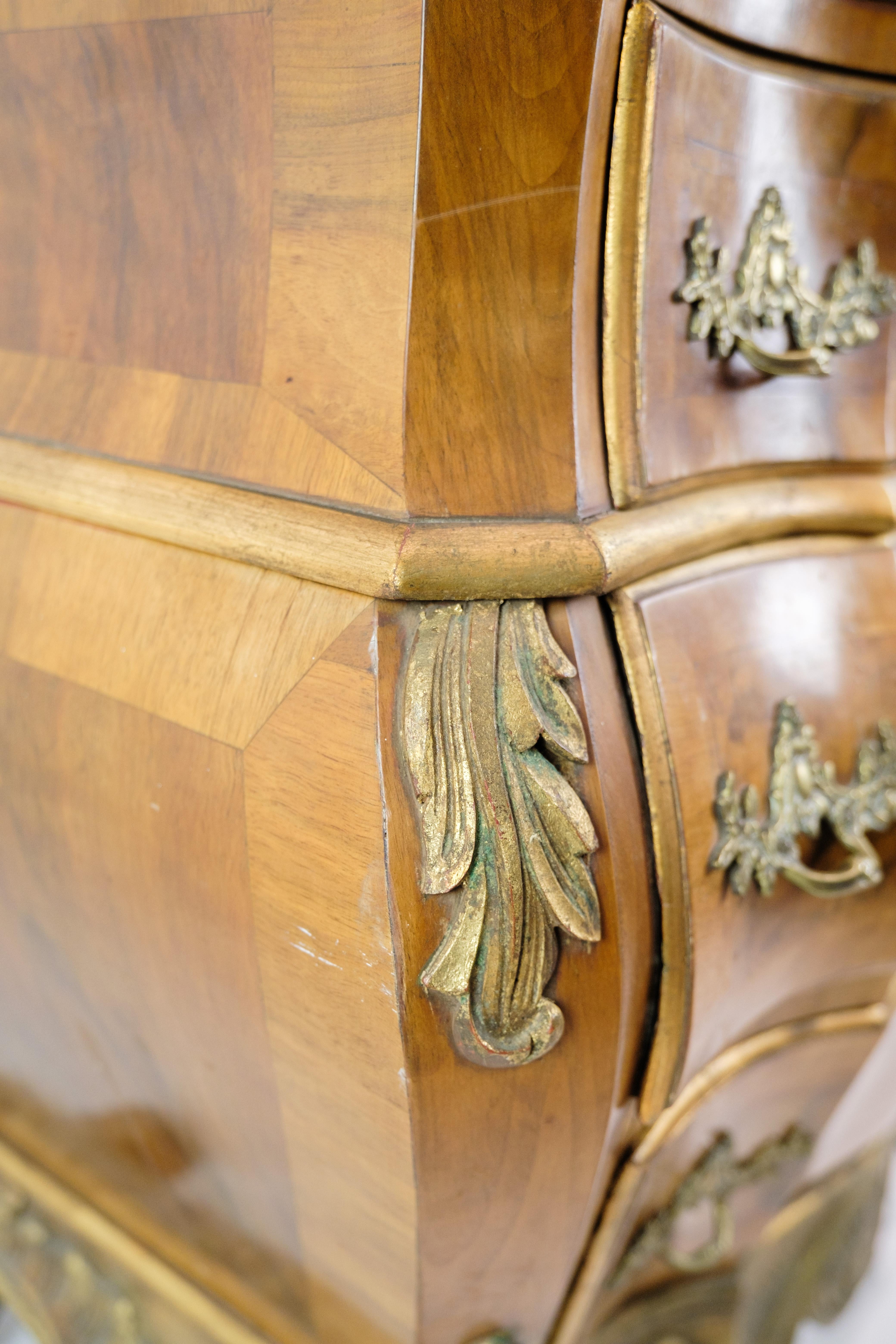 Rococo chest of drawers In Walnut, Danish Design from 1880s For Sale 1