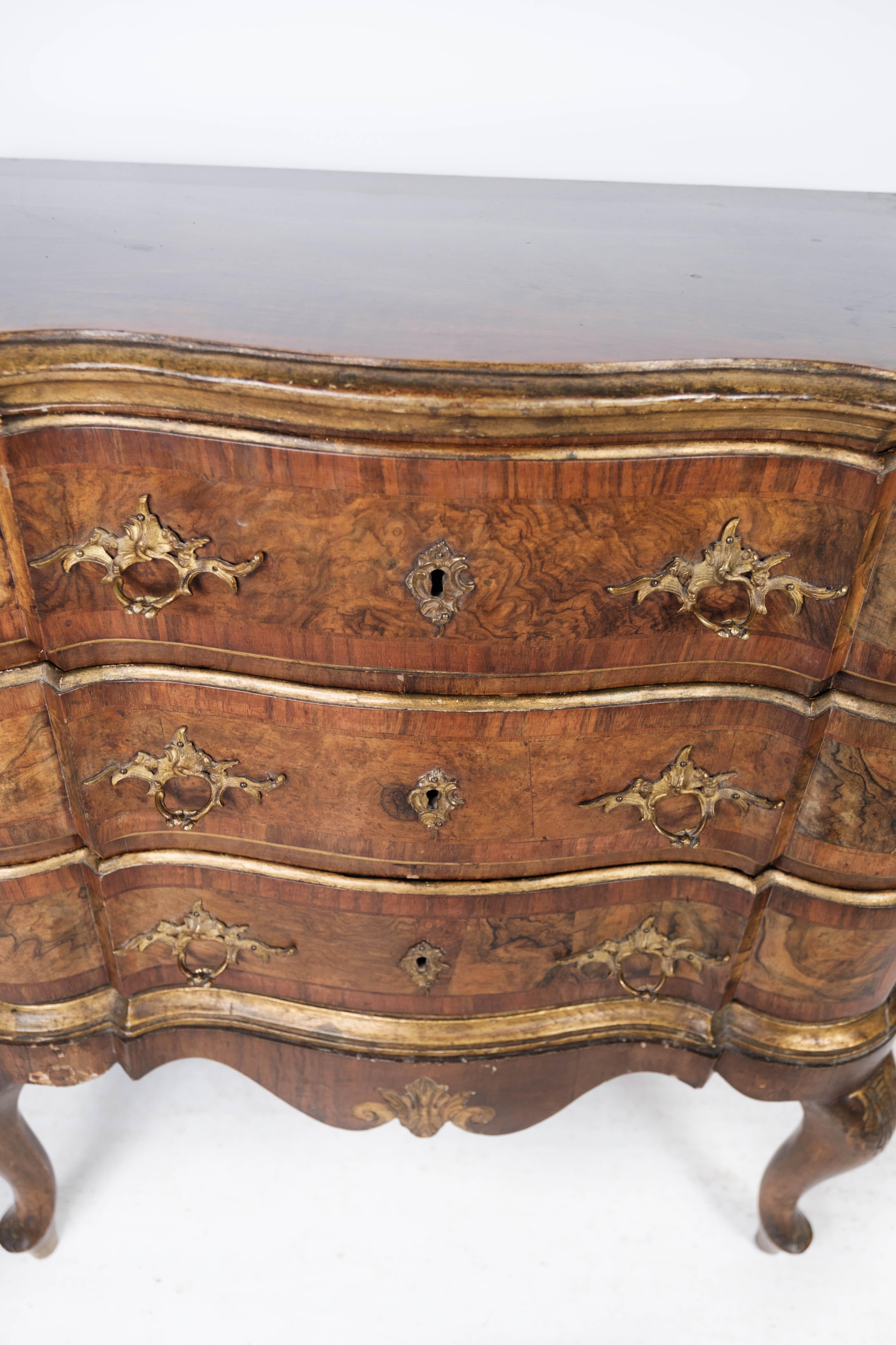 Rococo Chest of Drawers in Walnut from Southern Germany Around the 1780s In Good Condition For Sale In Lejre, DK