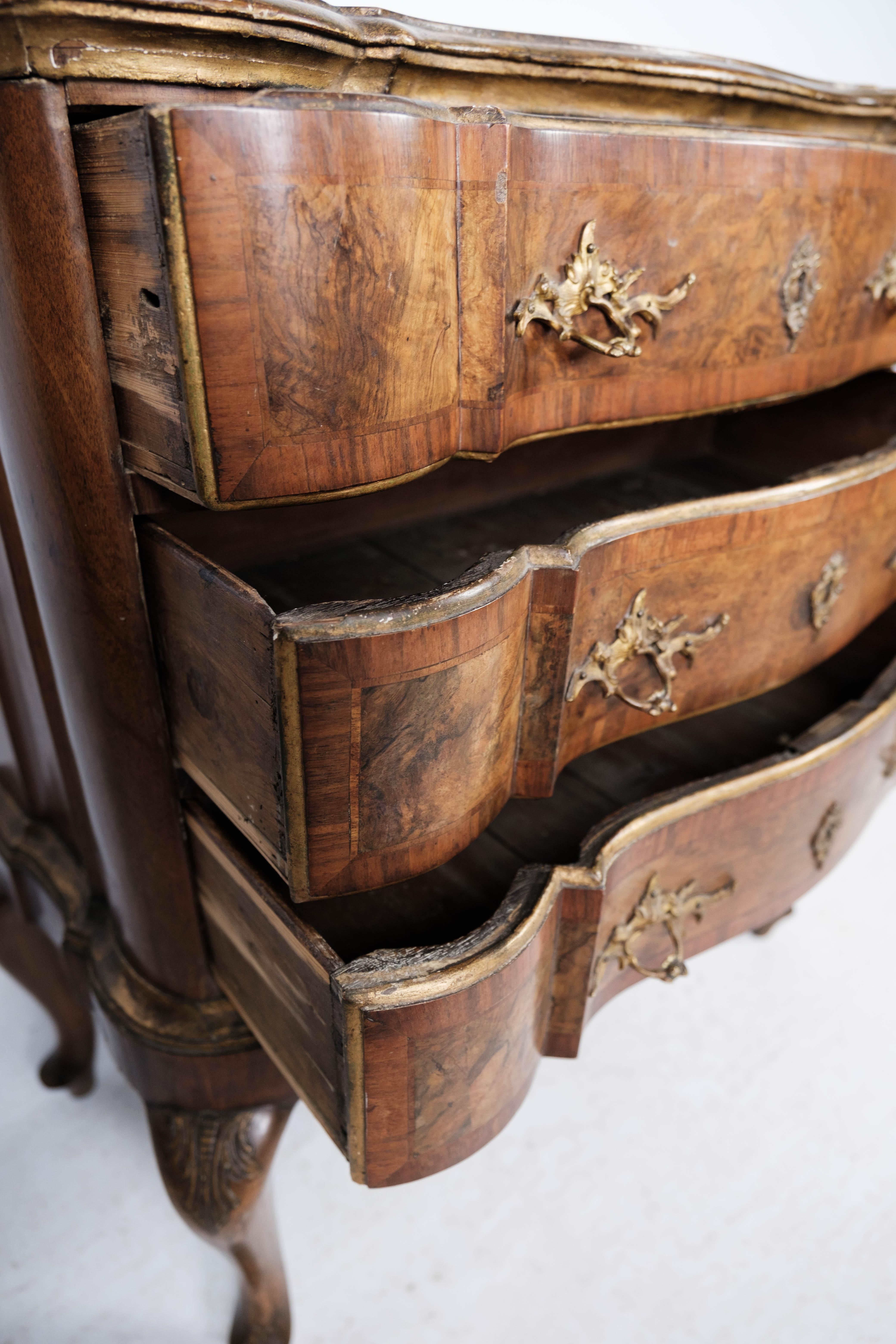 Rococo Chest of Drawers in Walnut from Southern Germany Around the 1780s For Sale 3