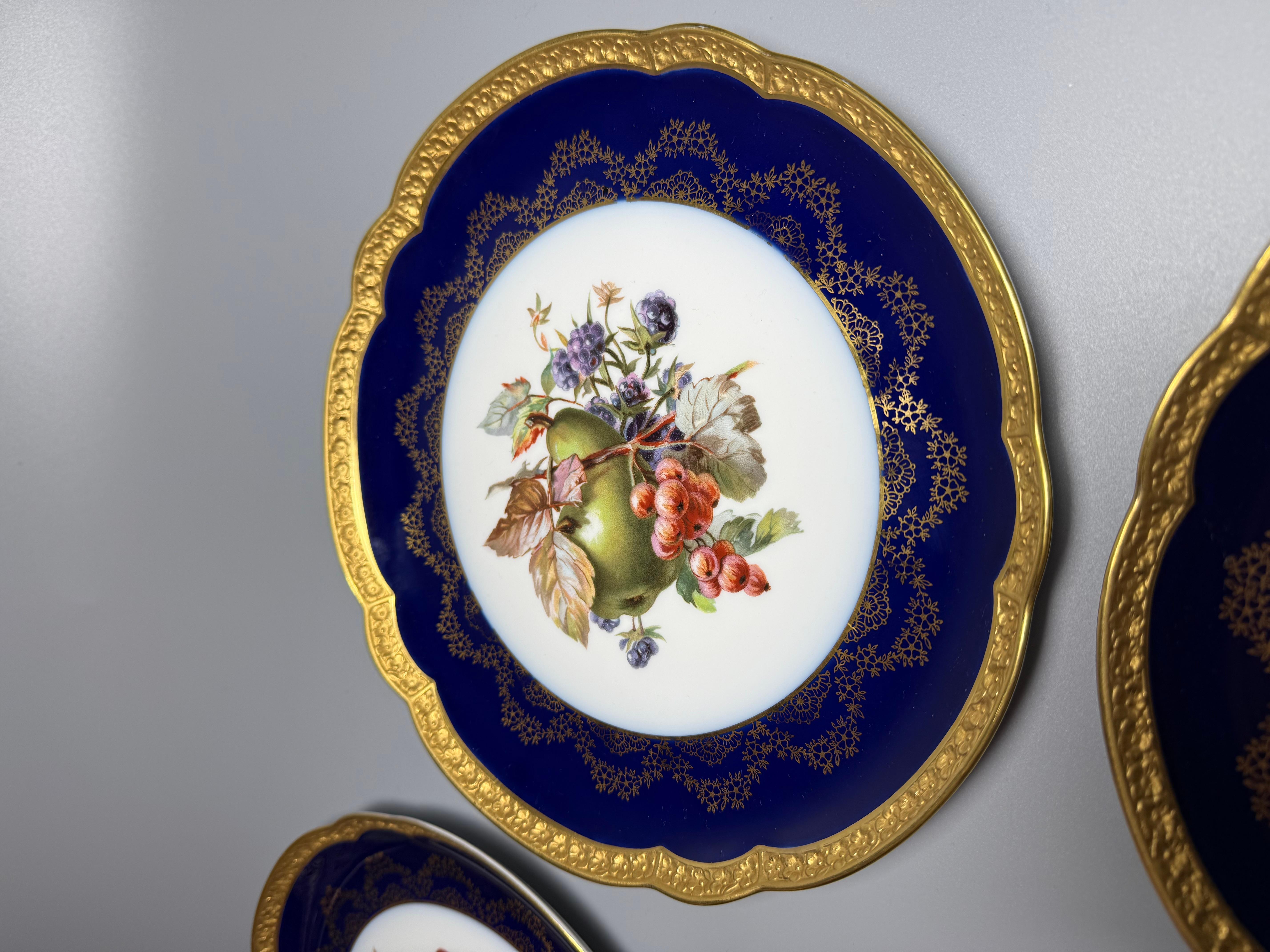 Rococo Cobalt Gilt Fruit Four Plates Rosenthal Germany 1928-1929 im Angebot 5