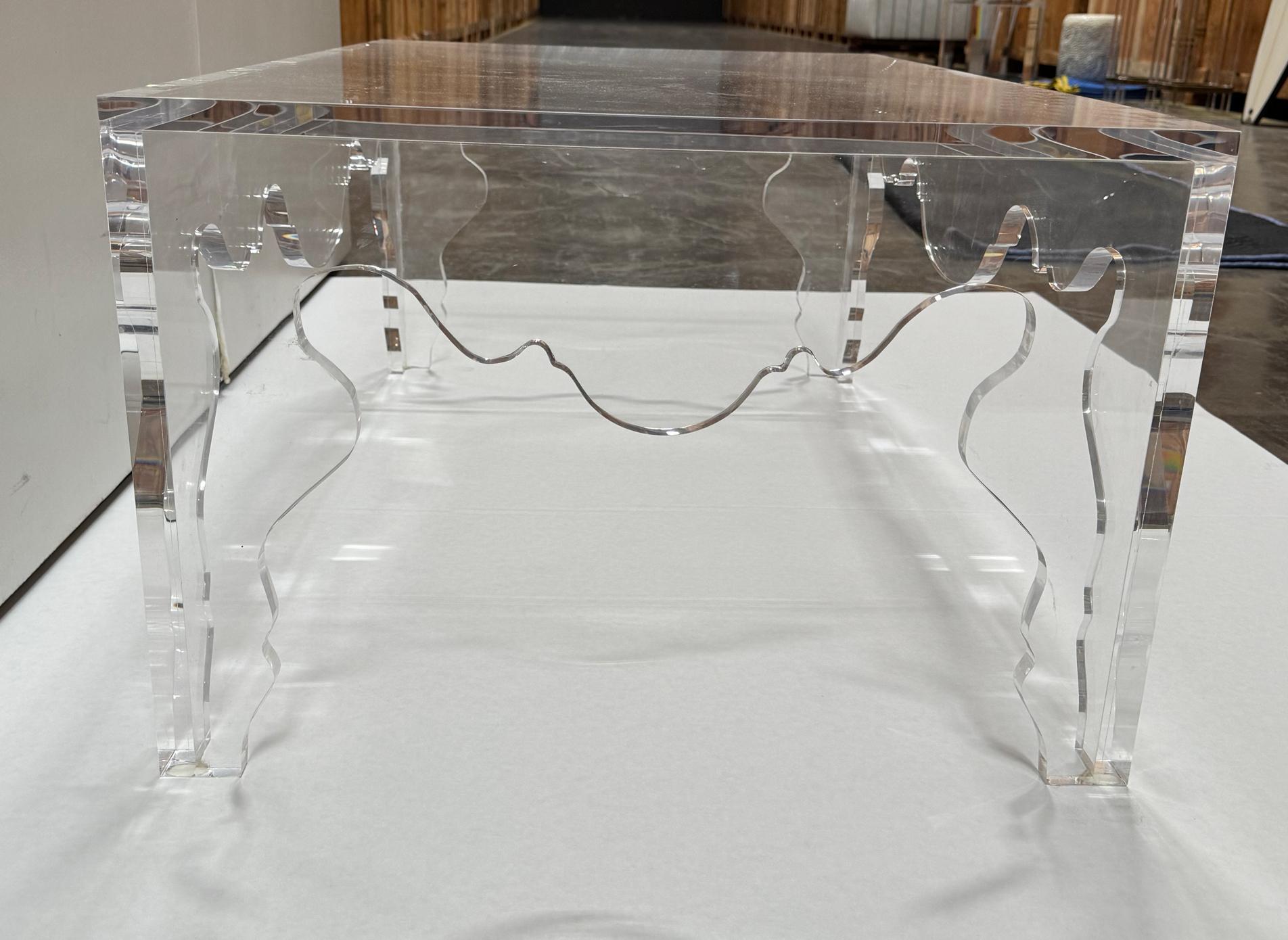 Rococo Coffee Table in Acrylic In Excellent Condition For Sale In Culver City, CA