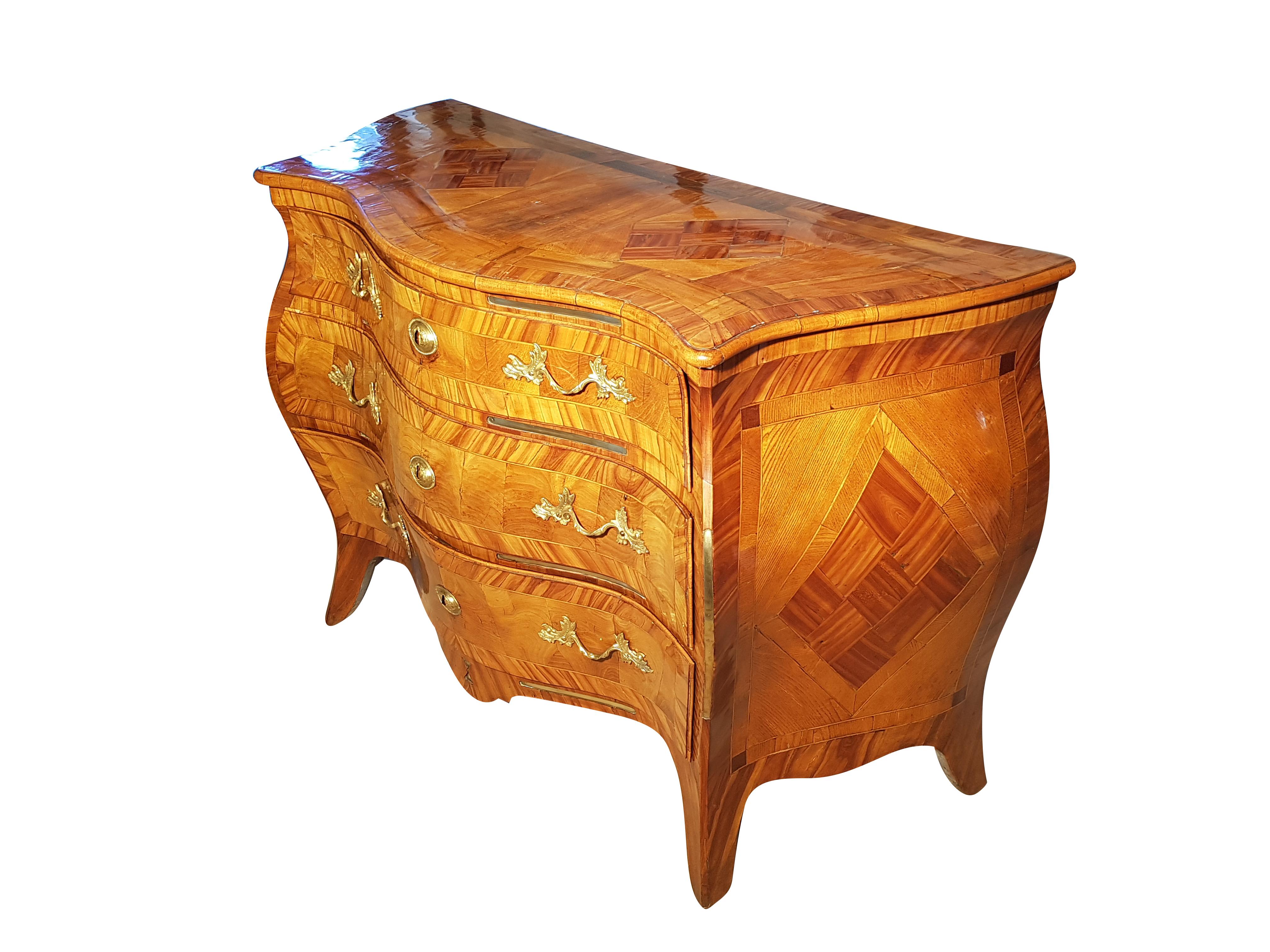 Swedish Rococo Commode from circa 1750 For Sale