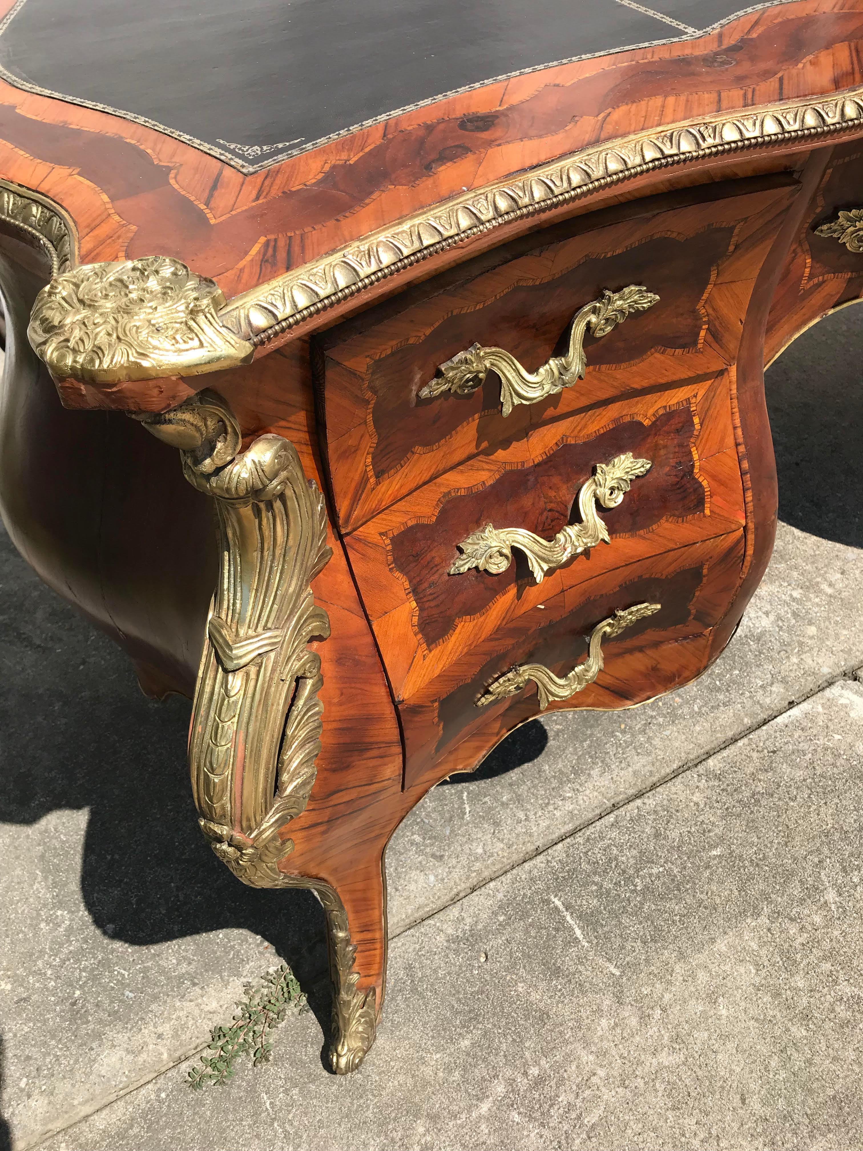 Rococo French Bombe Desk In Good Condition For Sale In Southampton, NY