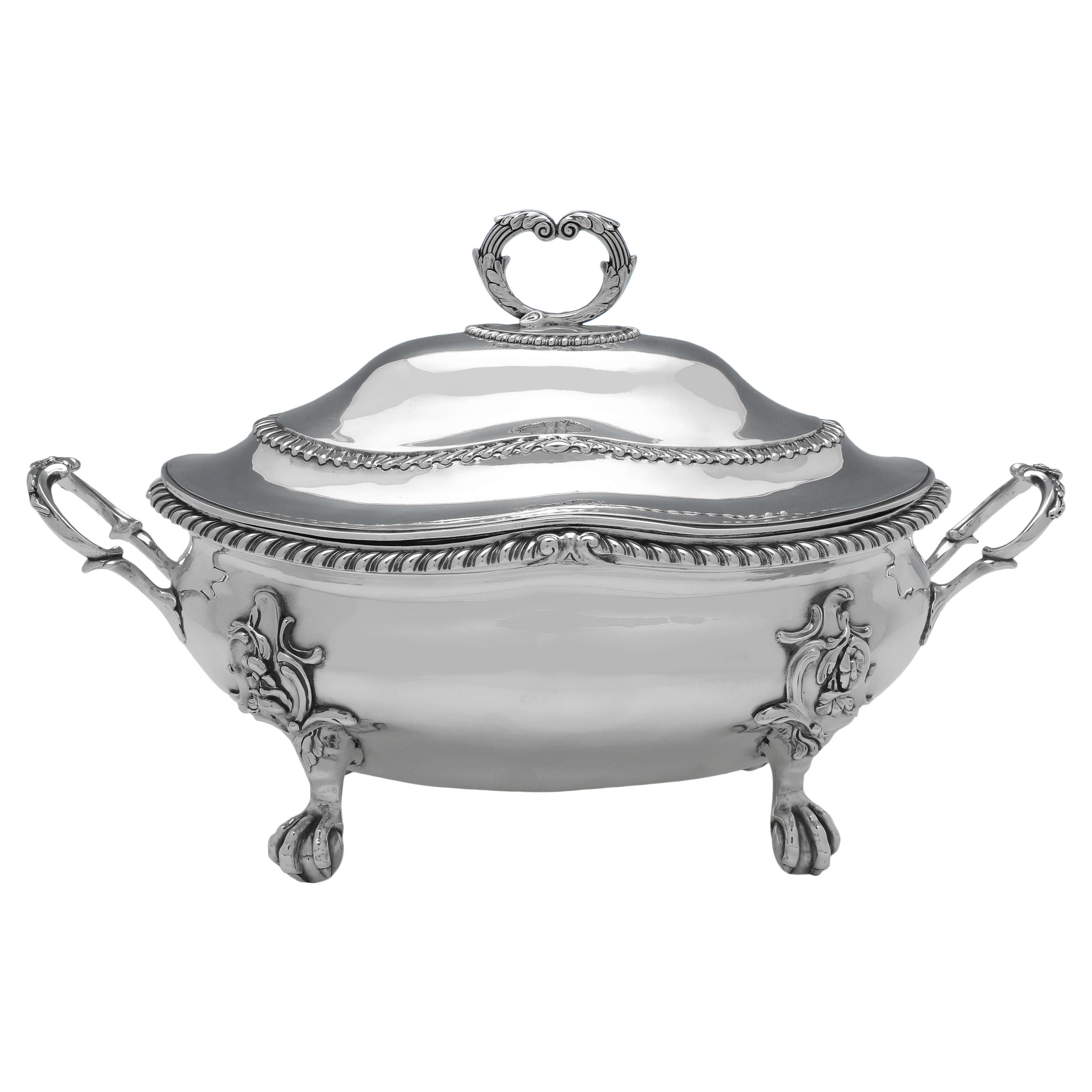 Zuppiera rococò in argento sterling di Giorgio III, Herne & Butty, Londra, 1766